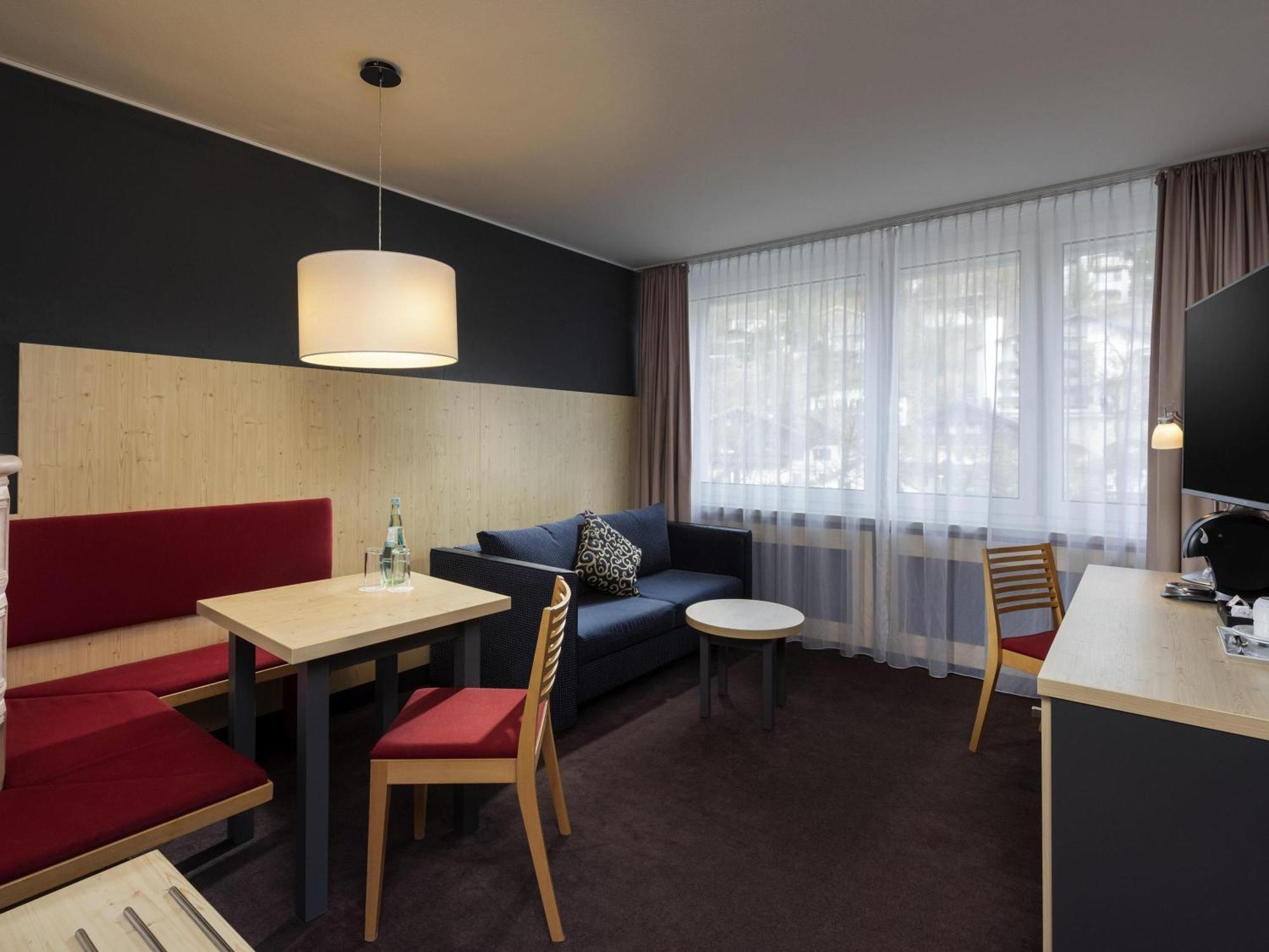 Junior Suite with One Double Bed,1716968337:JPEG