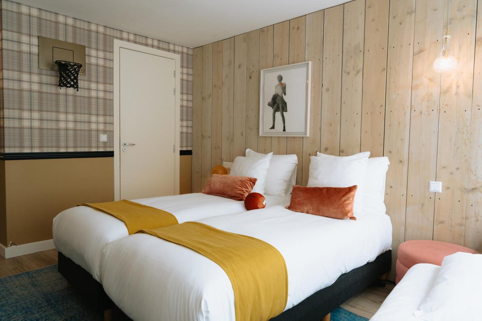 Mittleres Dreibettzimmer