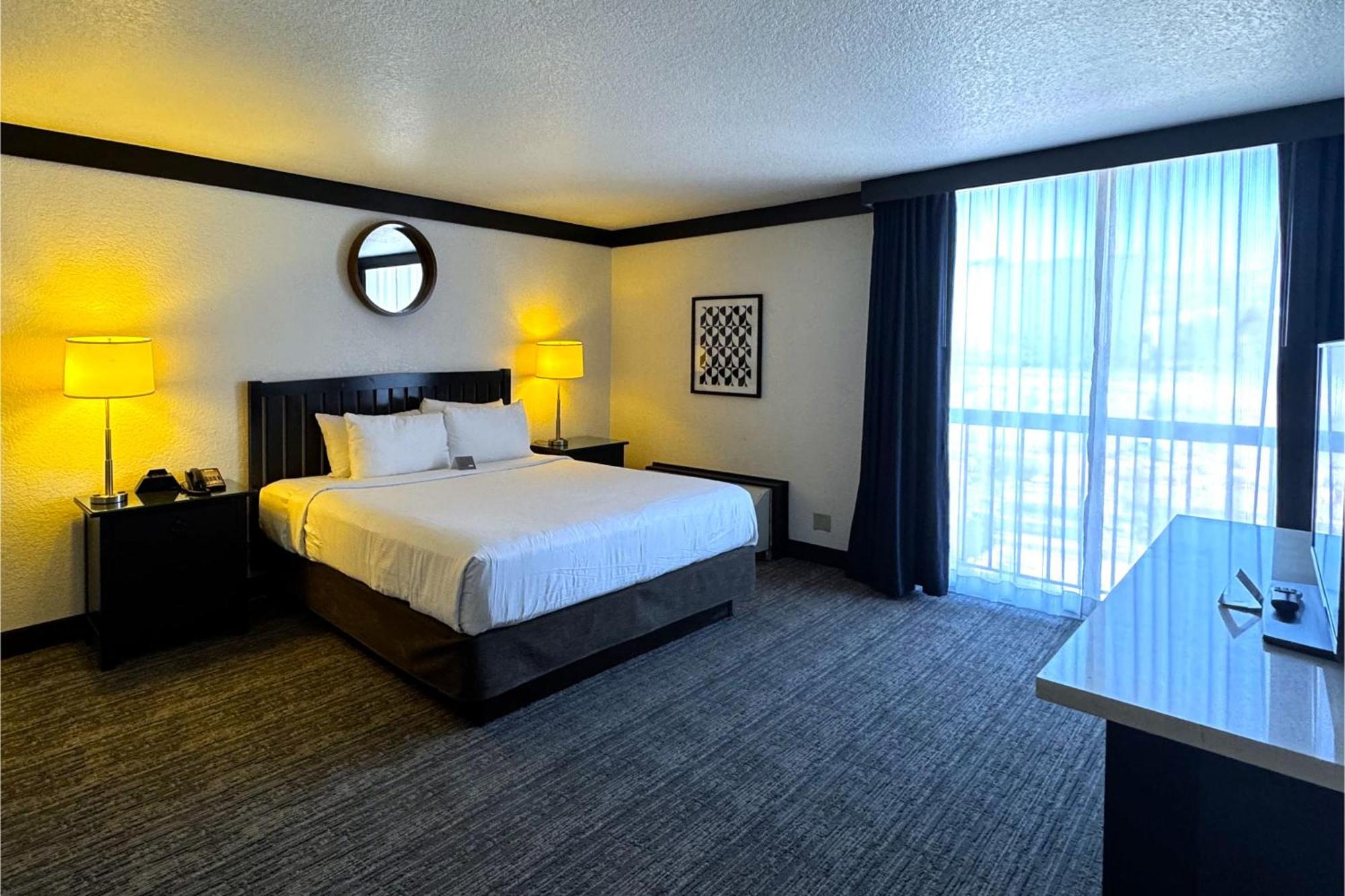 International Suite $5 slot play & $10 table games match play
