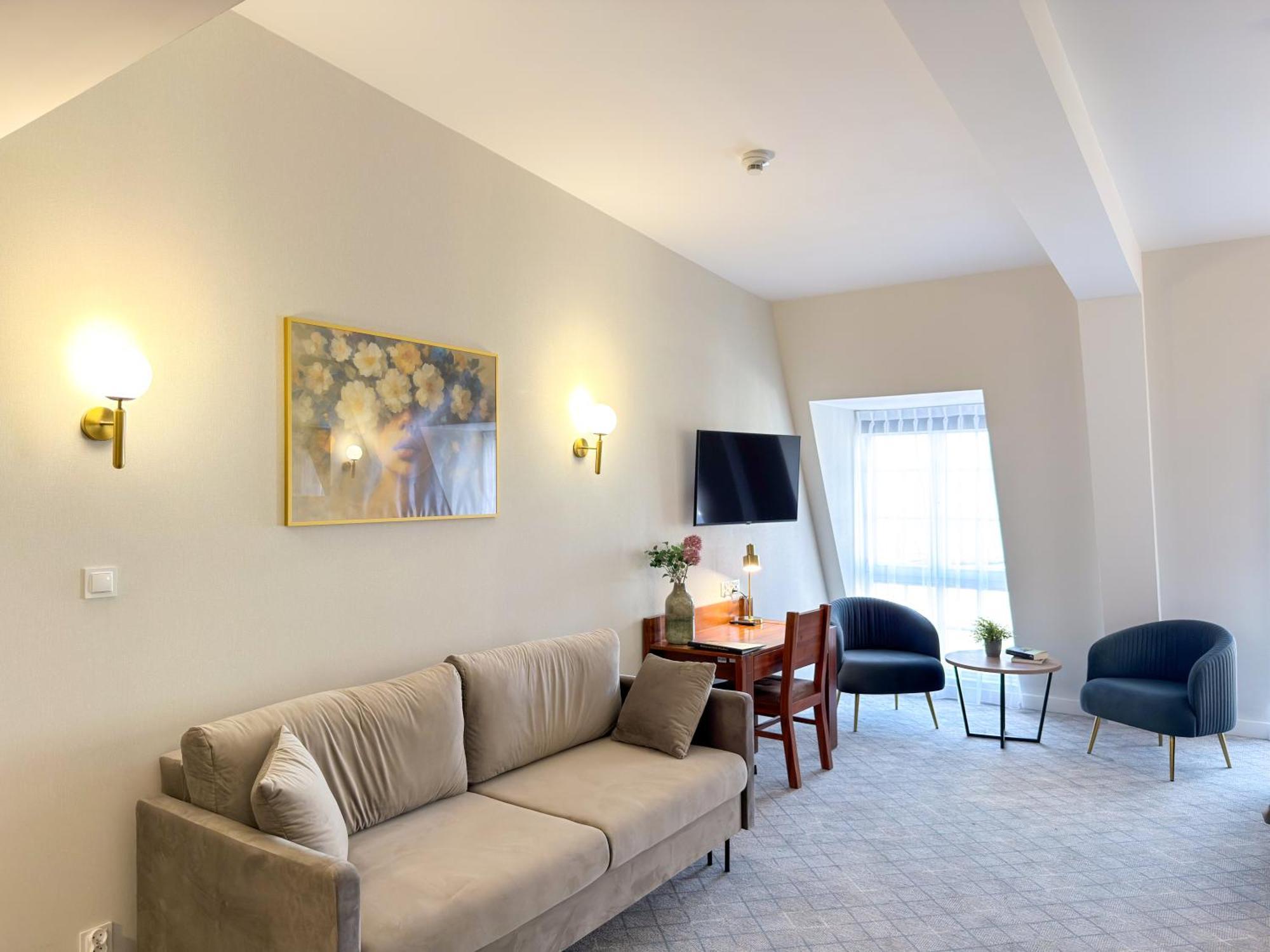 Deluxe Apartment