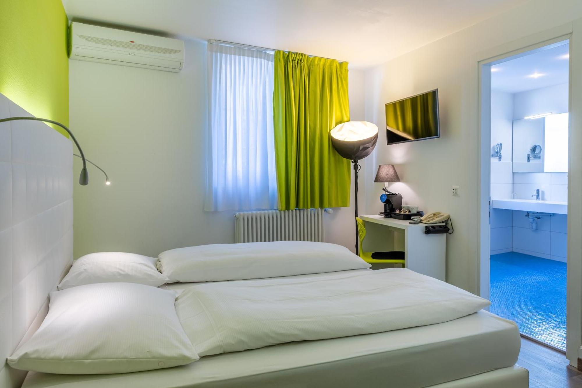 Deluxe Zimmer mit Kingsize-Bett