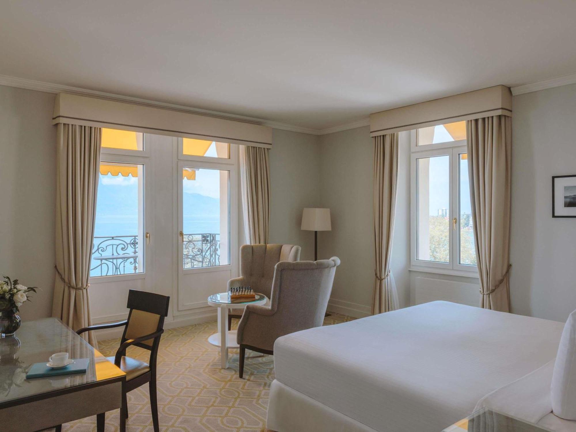 Superior Zimmer mit Kingsize-Bett und Seeblick