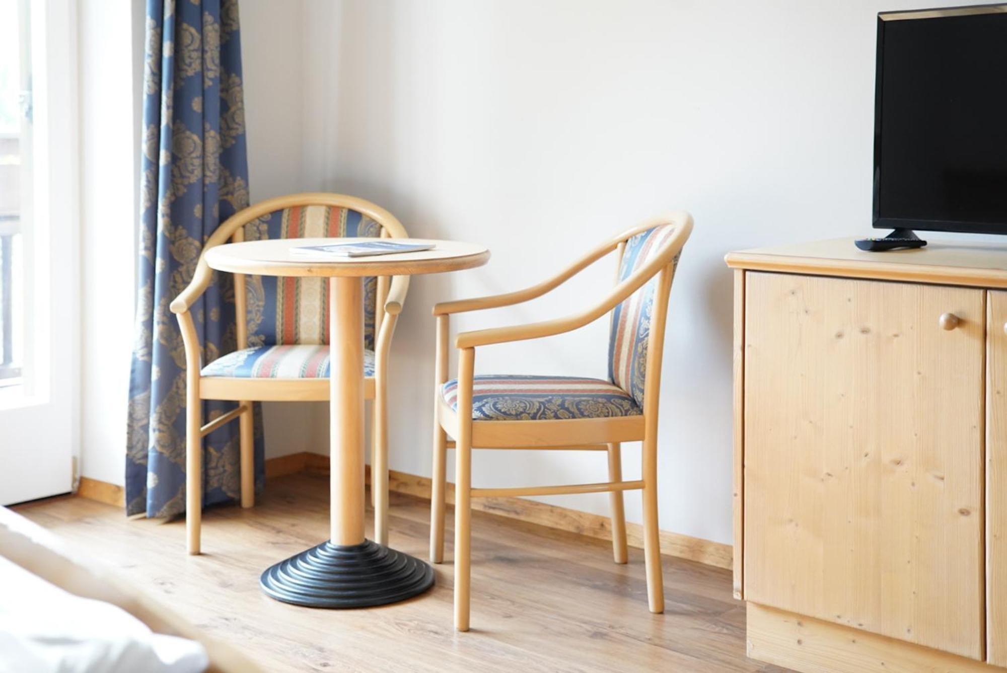 Doppelzimmer mit Balkon