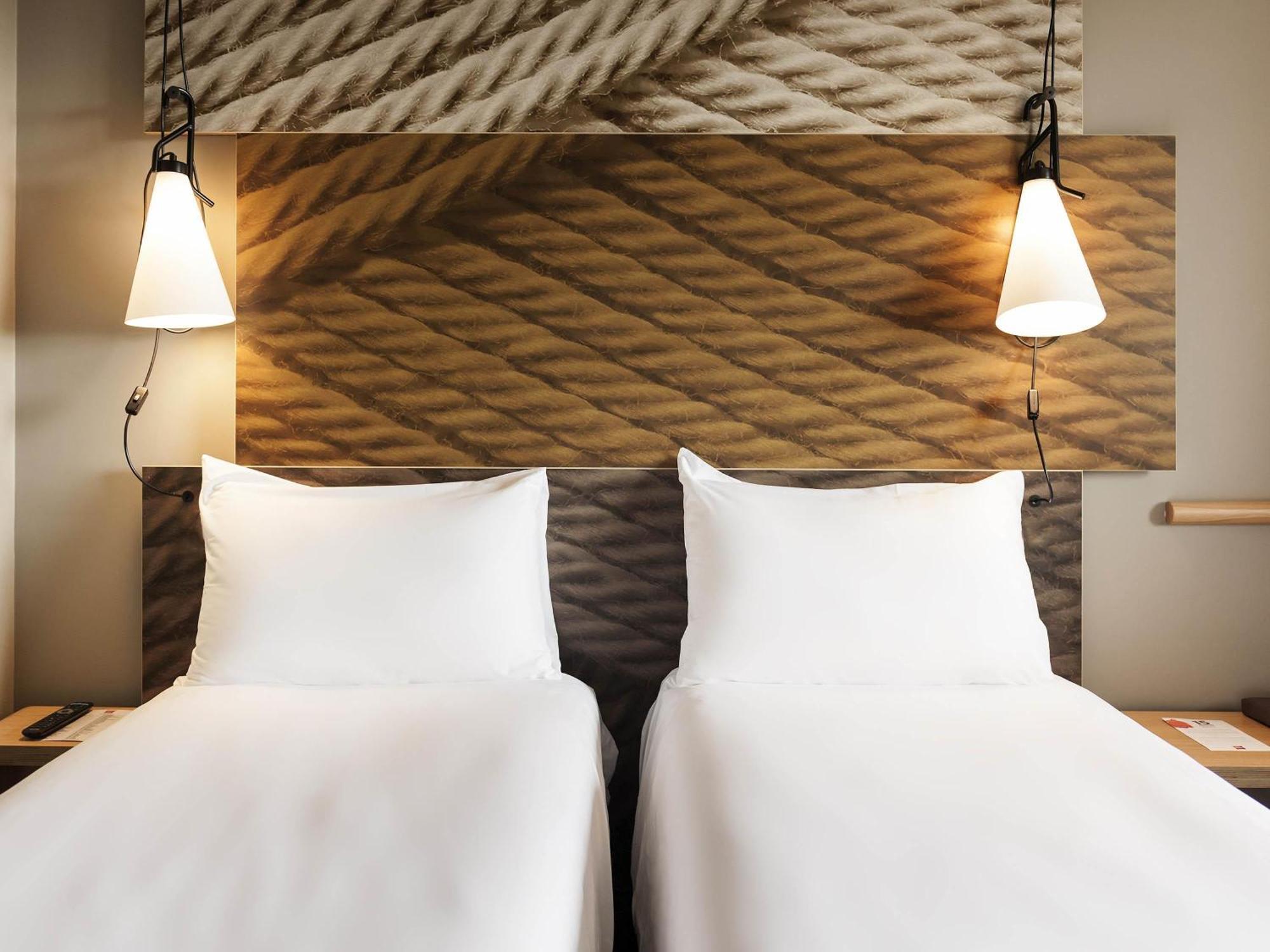 Standard Zimmer mit 1 Doppelbett oder 2 Einzelbetten