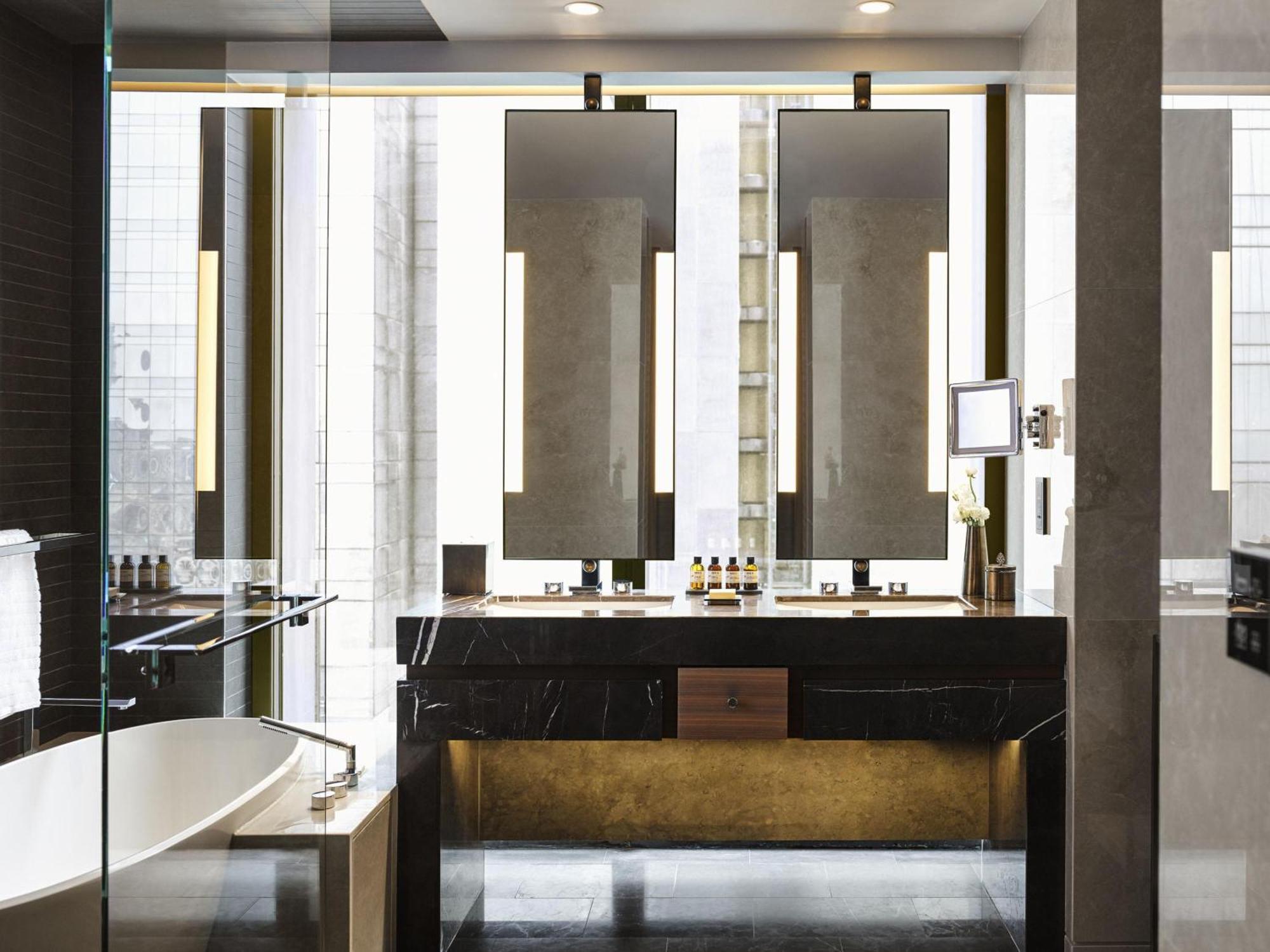 Suite Fairmont mit 1 Schlafzimmer mit 2 Queensize-Betten und Lounge-Zugang