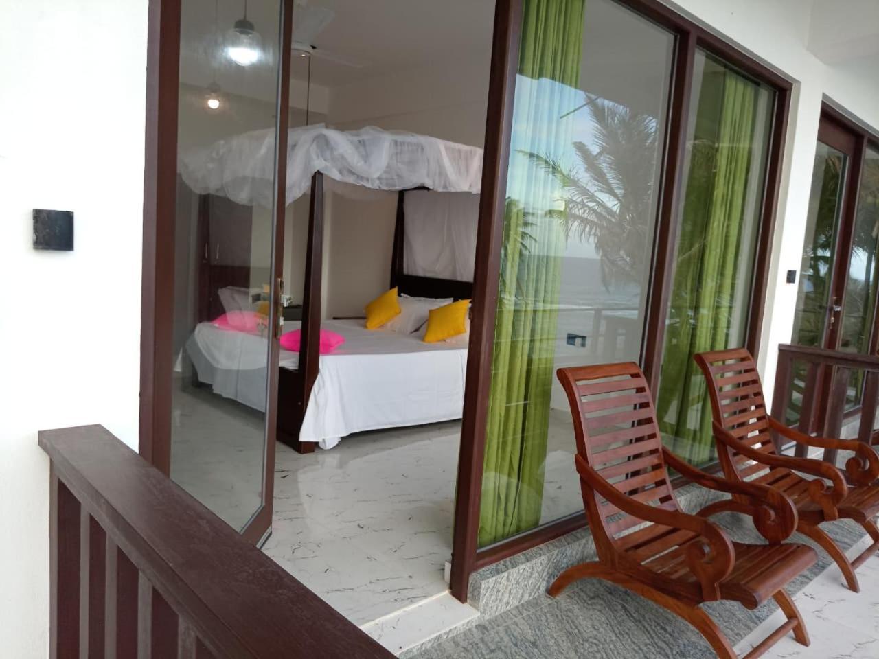 Deluxe Doppelzimmer mit Balkon und Meerblick