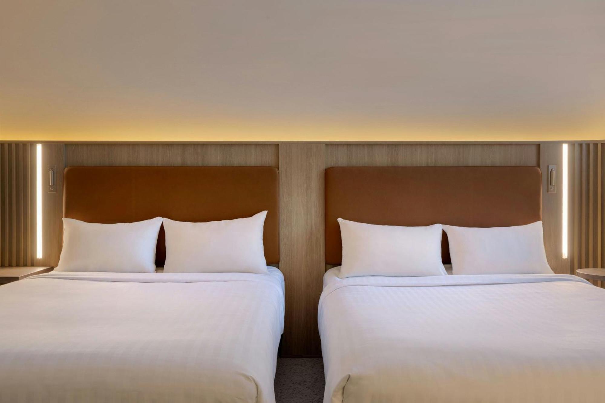 Business Zimmer mit 2 Queensize-Betten - Konferenzgebäude