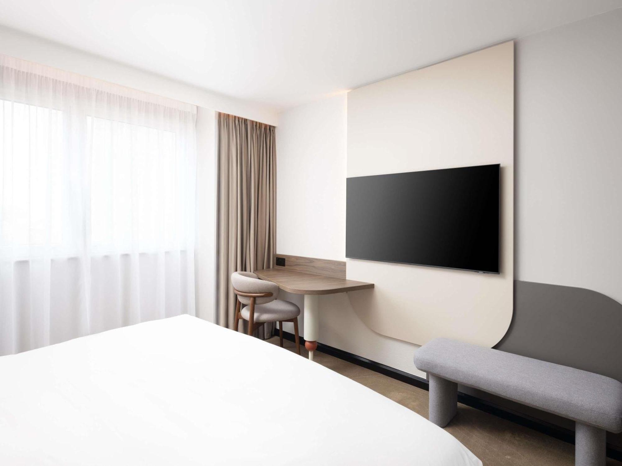 Superior Zimmer mit Kingsize-Bett und Regendusche