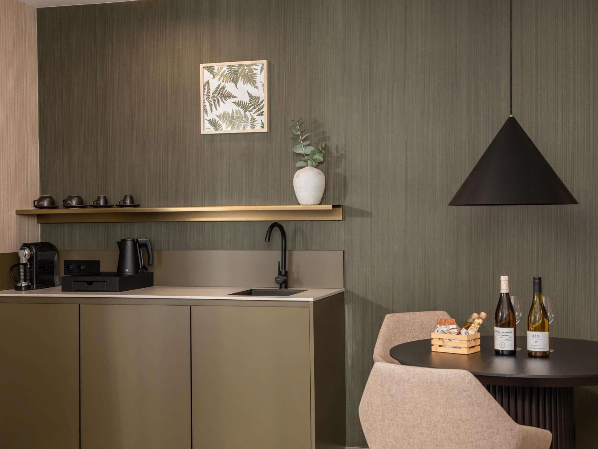 Junior Suite mit 2 Doppelbetten und 1 Schlafsofa
