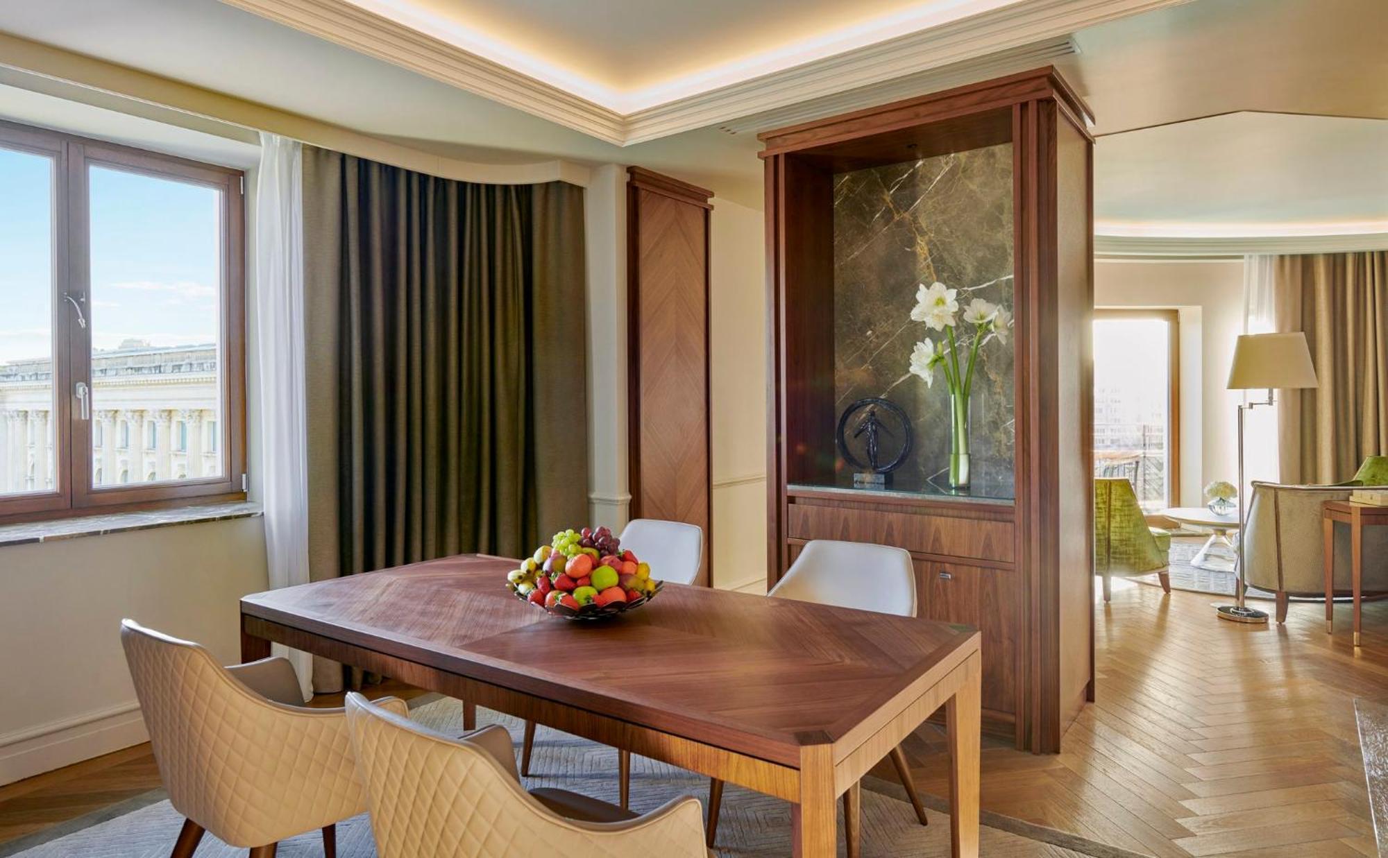 Palace Suite