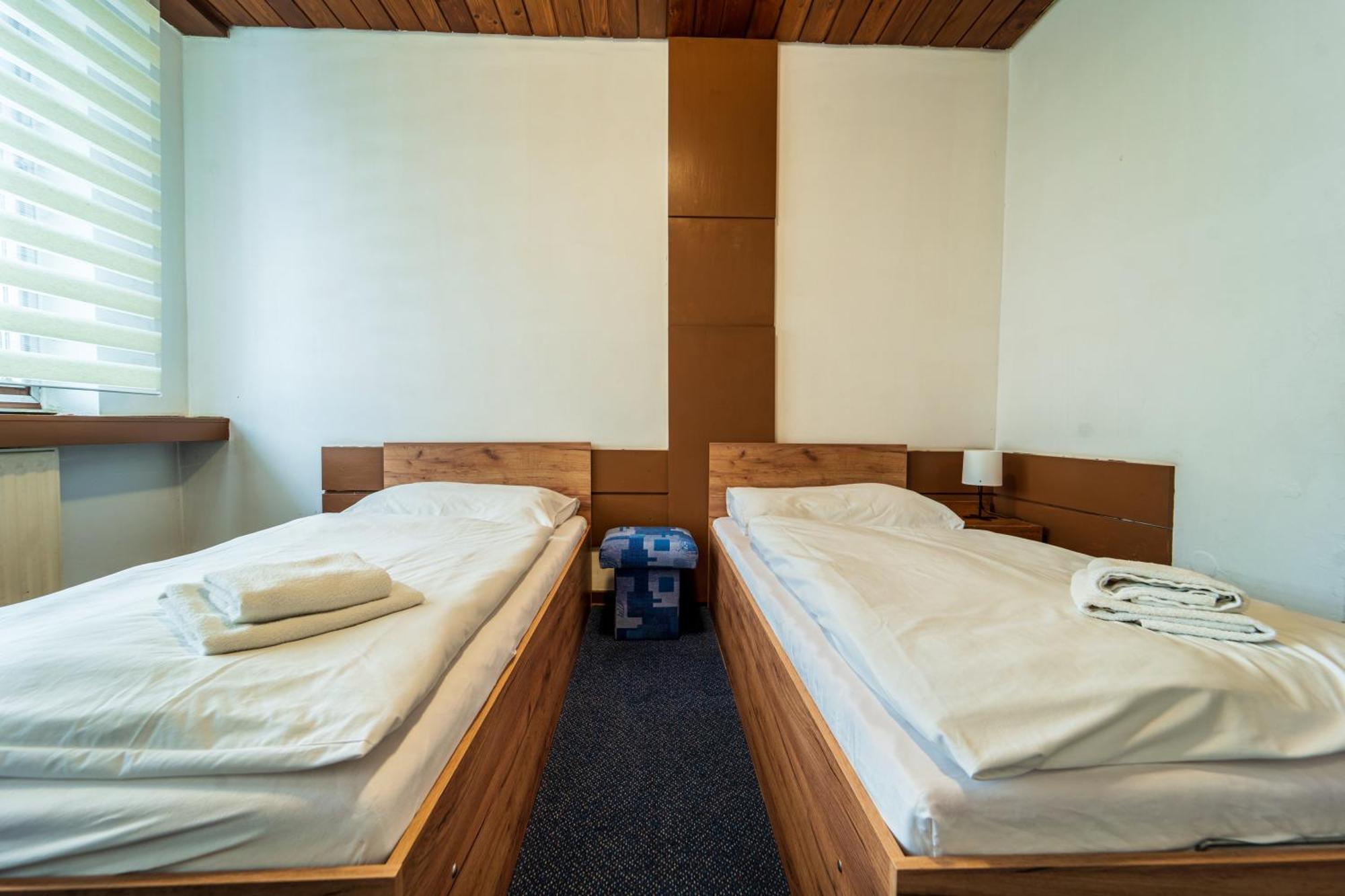 Zweibettzimmer
