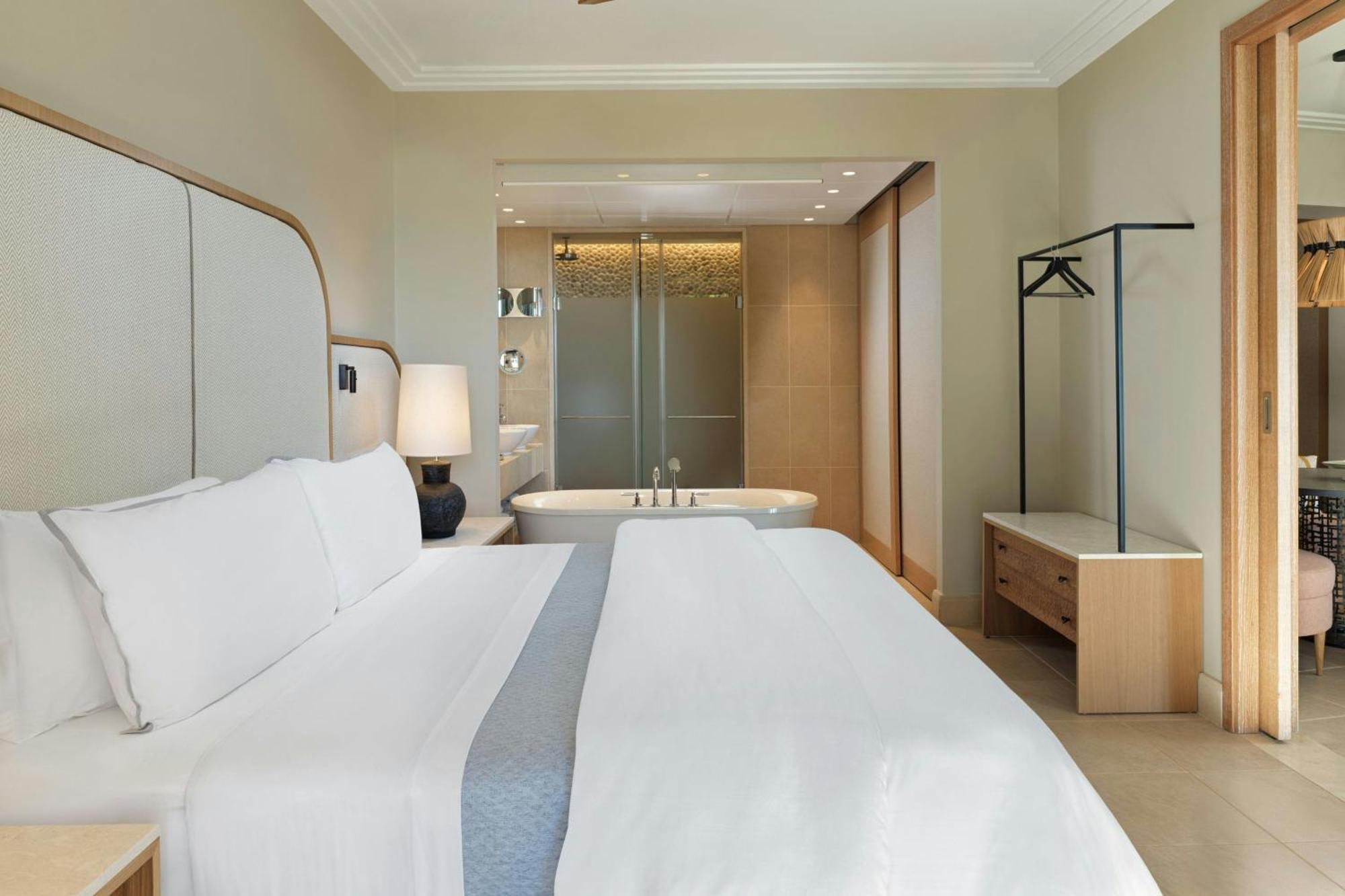 Premium Suite Infinity mit 1 Kingsize-Bett und Meerblick
