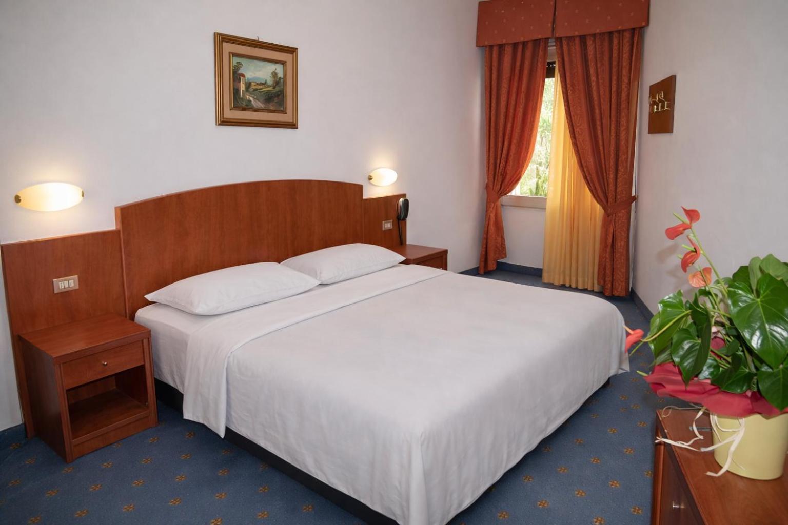 Economy Doppel-/Zweibettzimmer