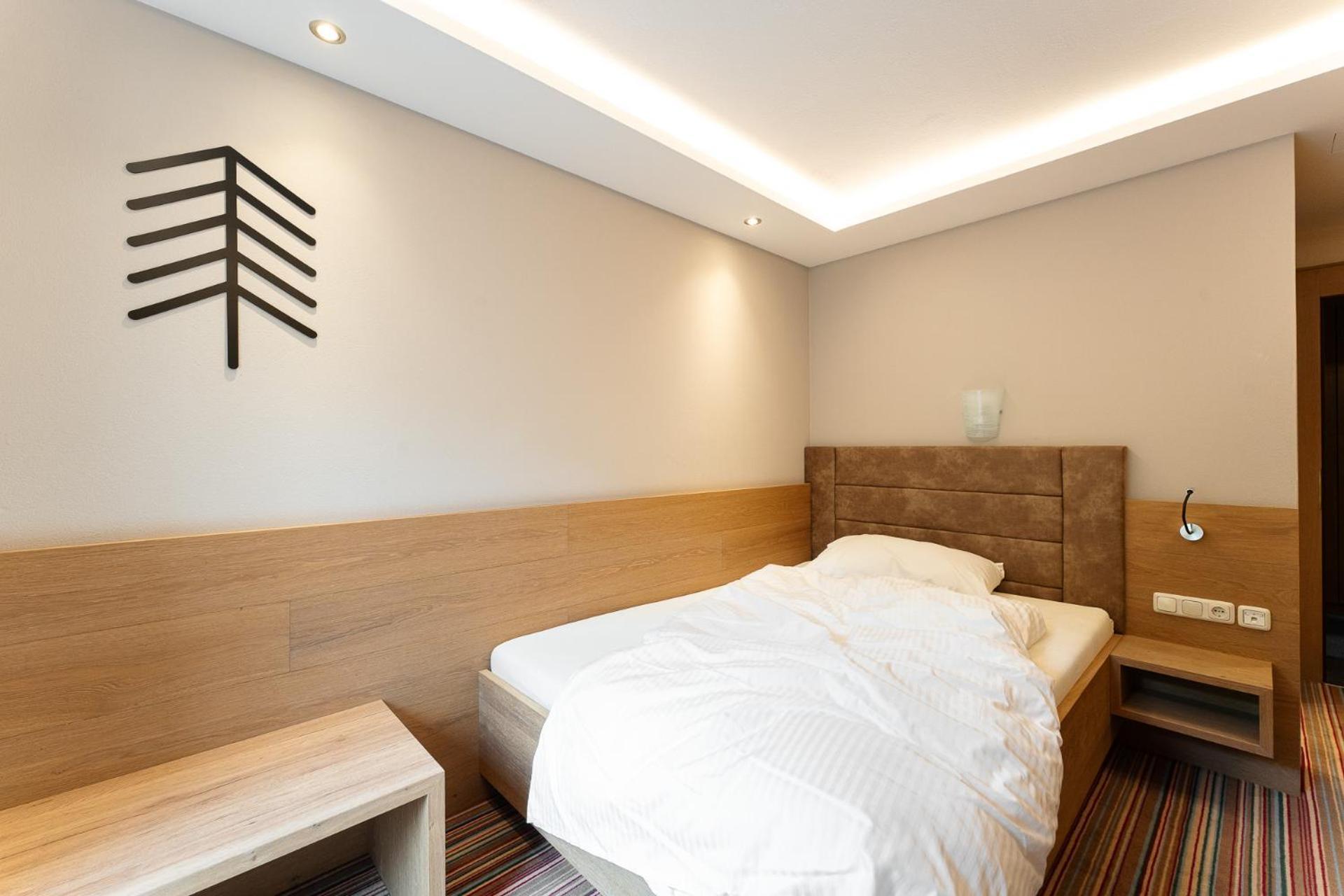 Einzelzimmer mit Balkon
