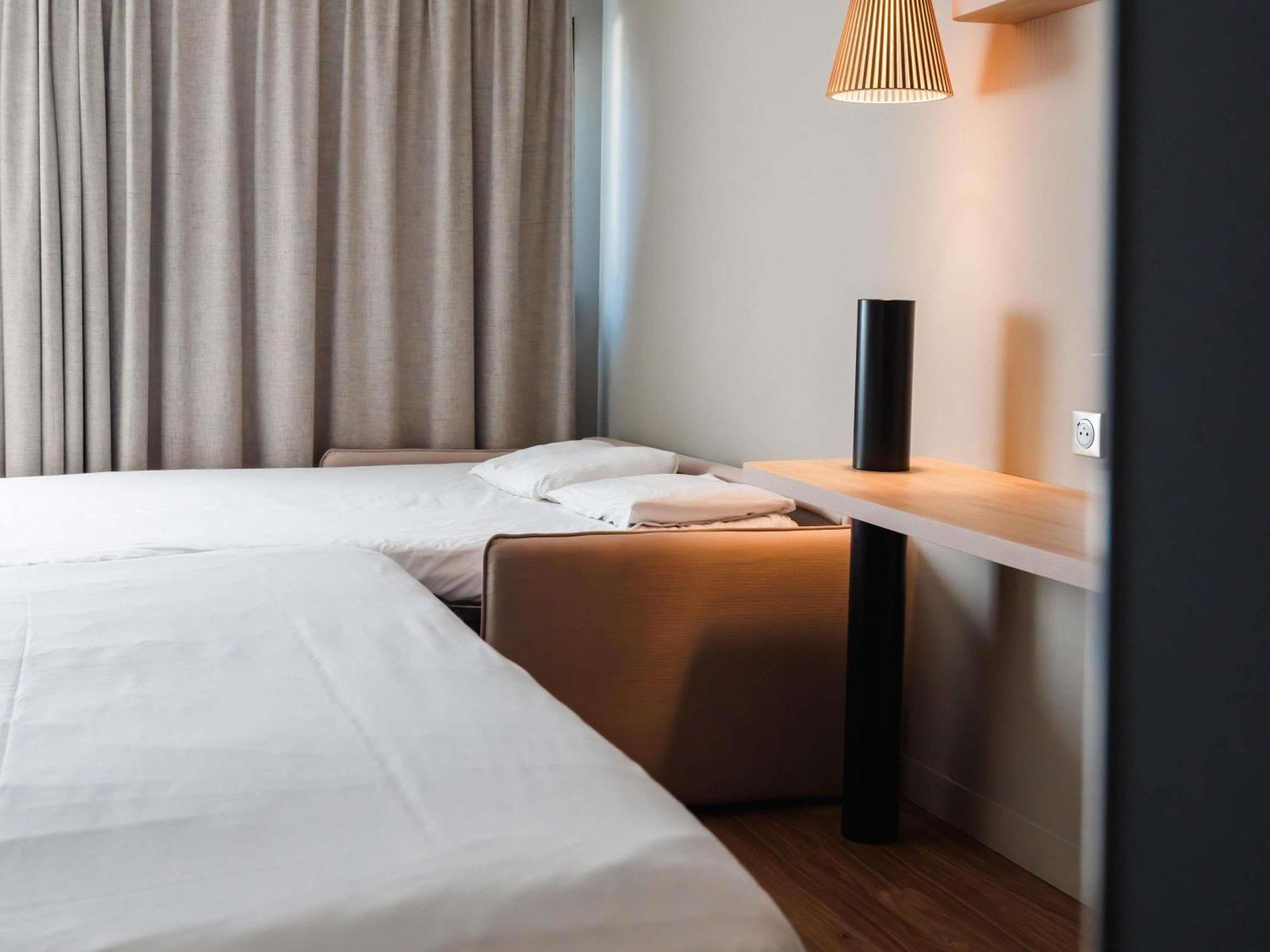 Standard Zimmer mit 1 Doppelbett und Sofa