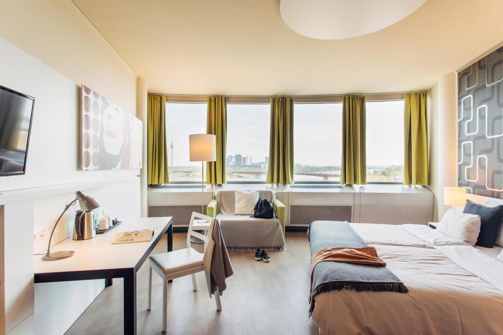 Standard Zimmer mit Flussblick