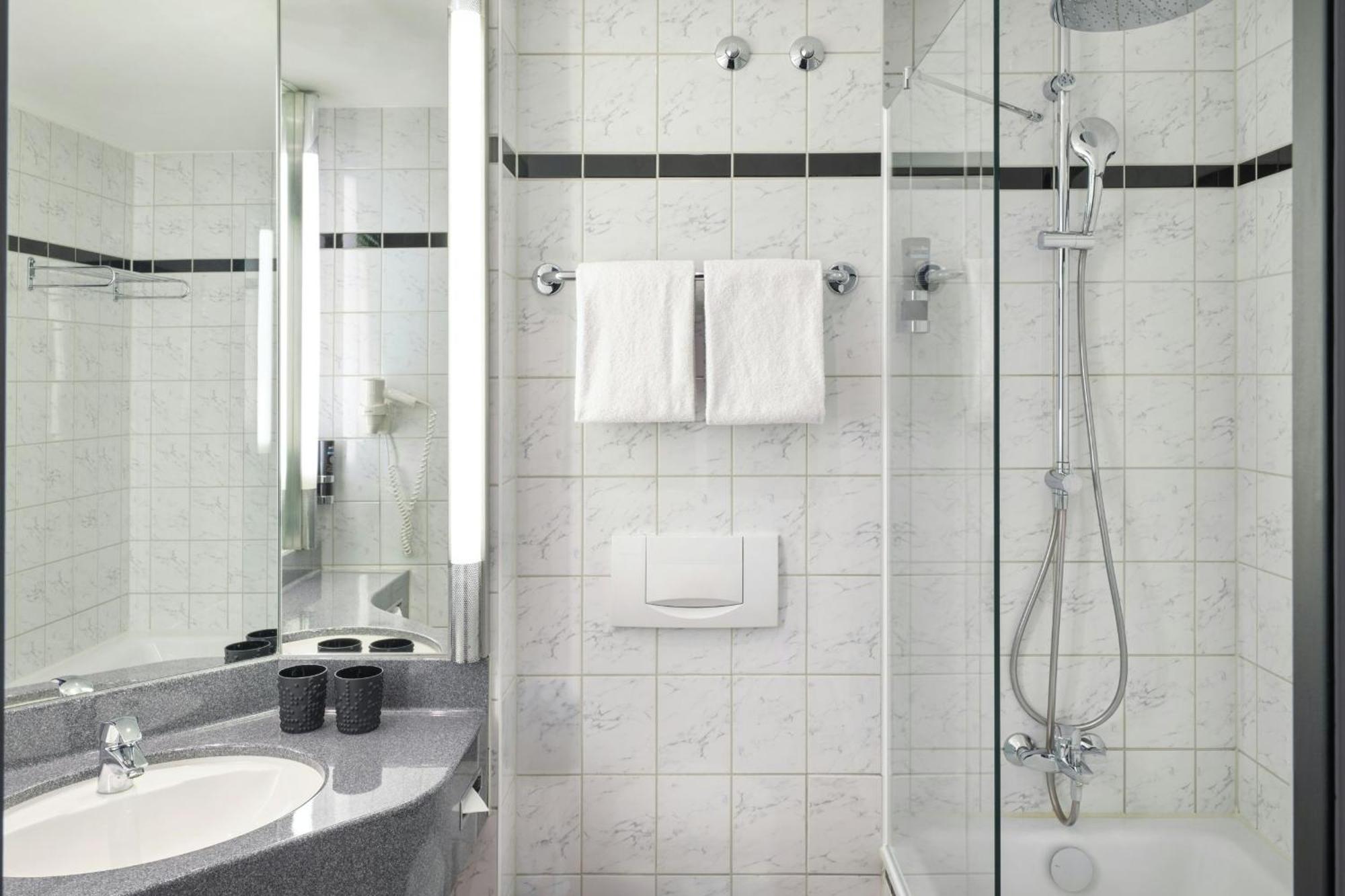 Zweibettzimmer Down to Earth mit Flussblick