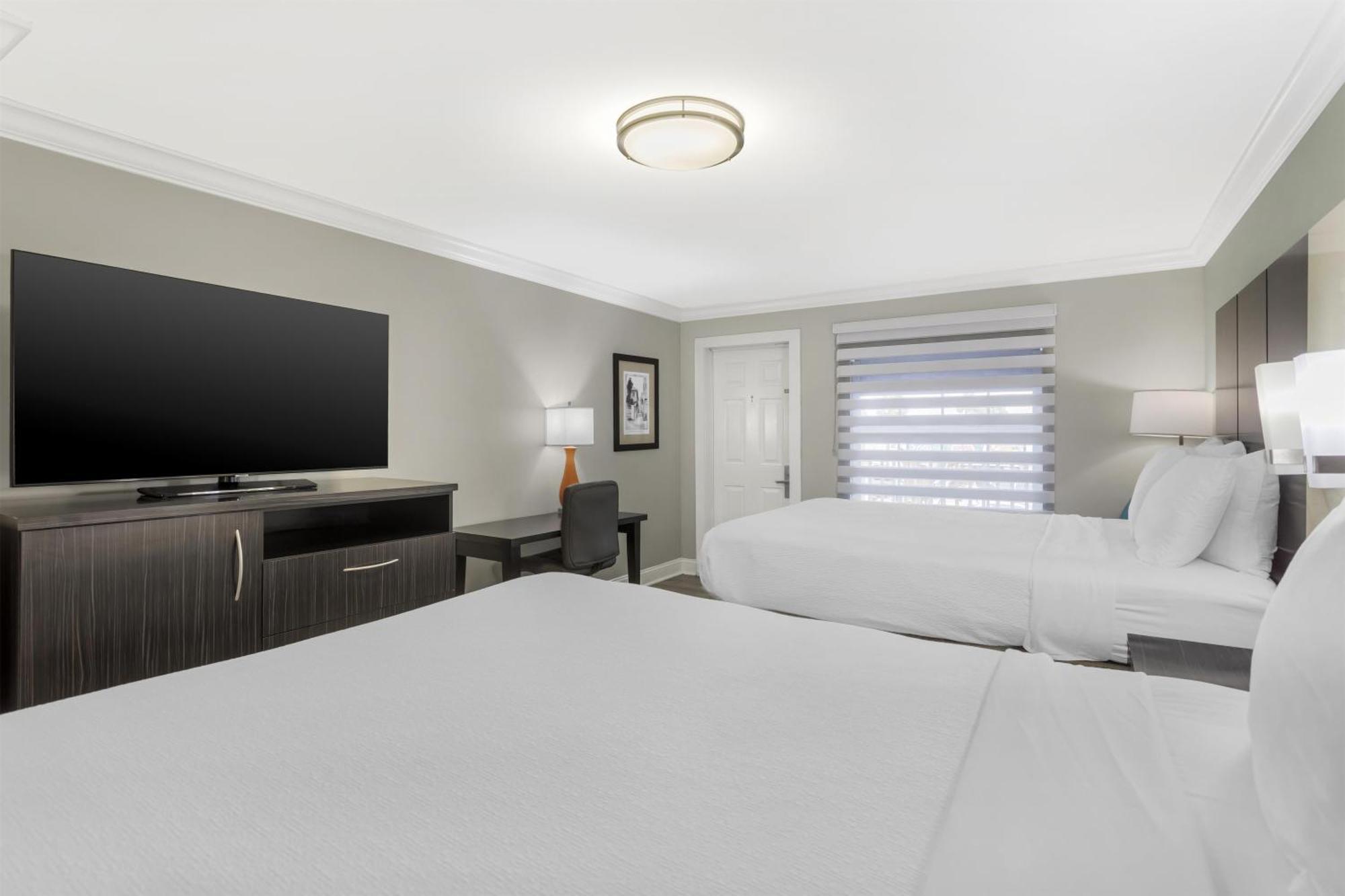 Queen Room Two Queen Beds