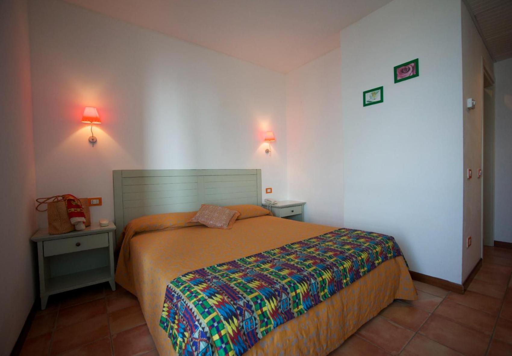 Deluxe Doppelzimmer mit seitlichem Meerblick