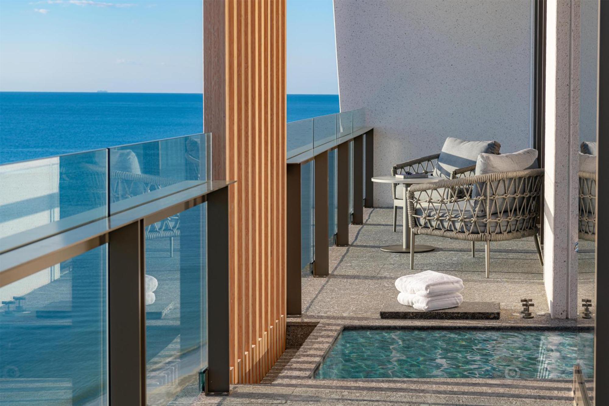 Deluxe Zimmer mit 2 Queensize-Betten am Meer