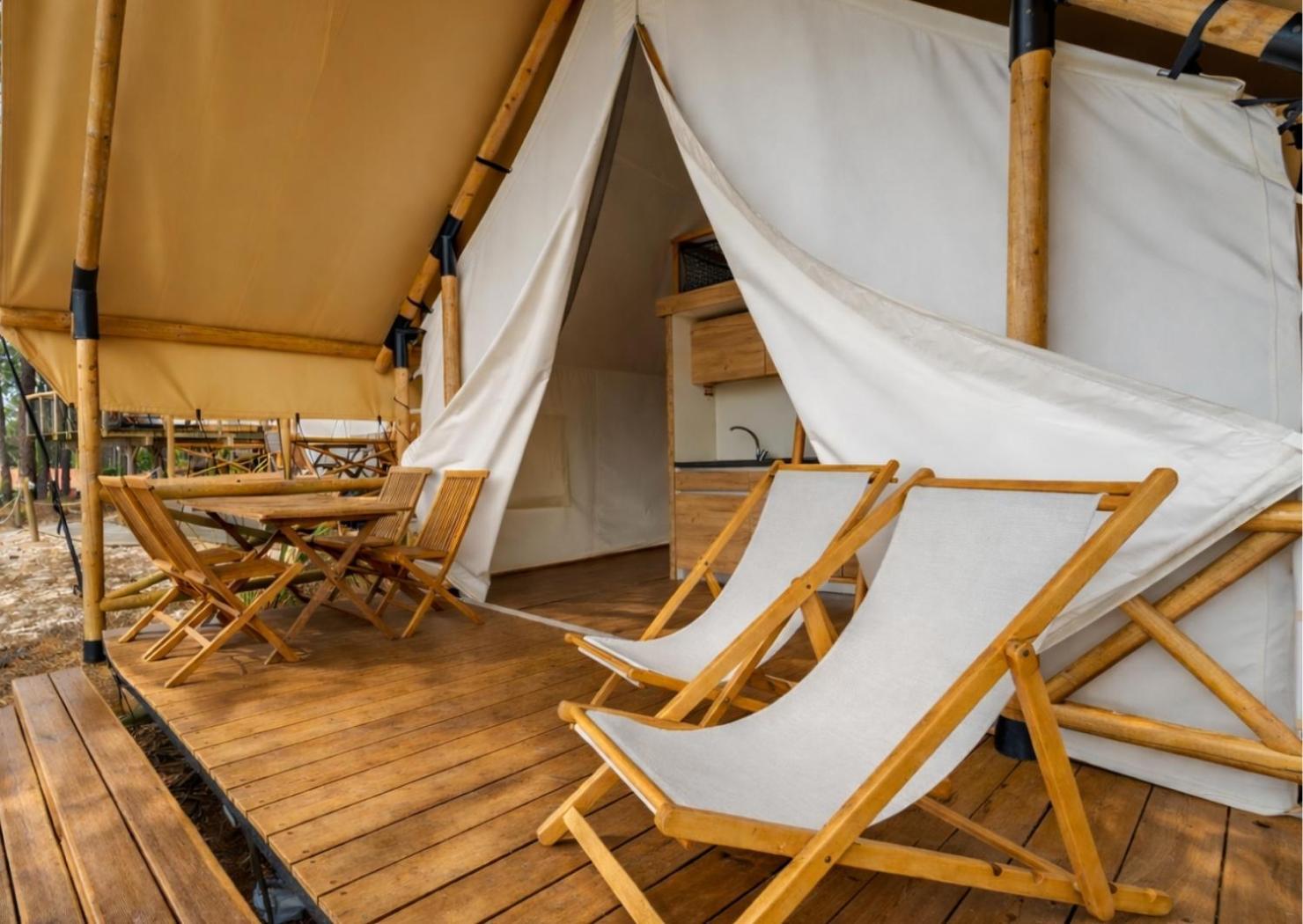 Deluxe Glamping