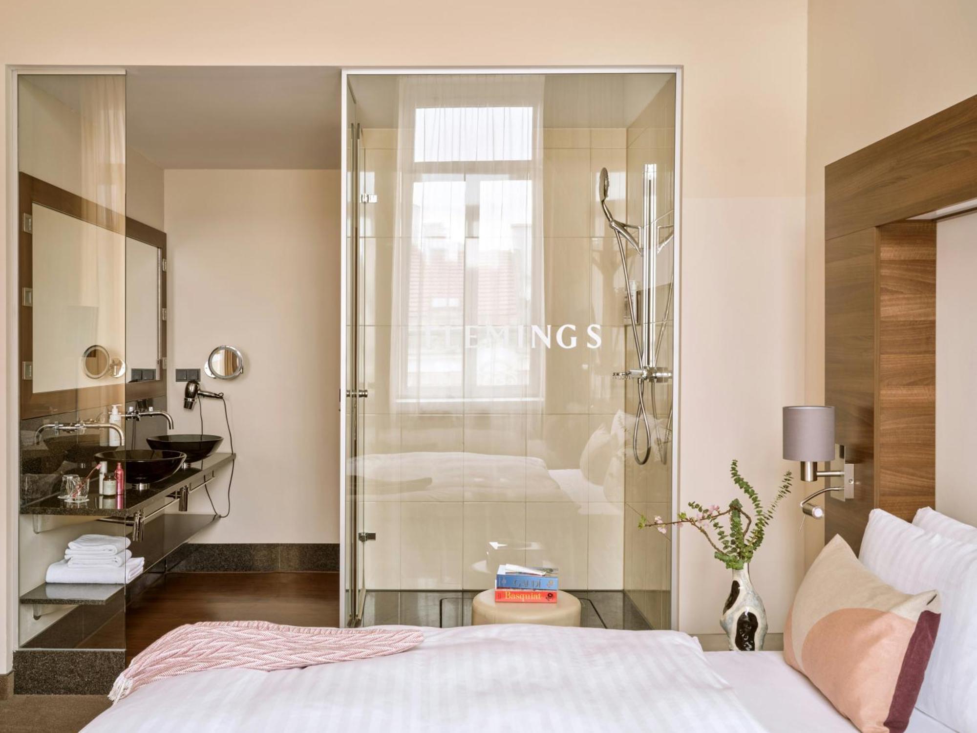 Superior Plus Zimmer mit Queensize-Bett