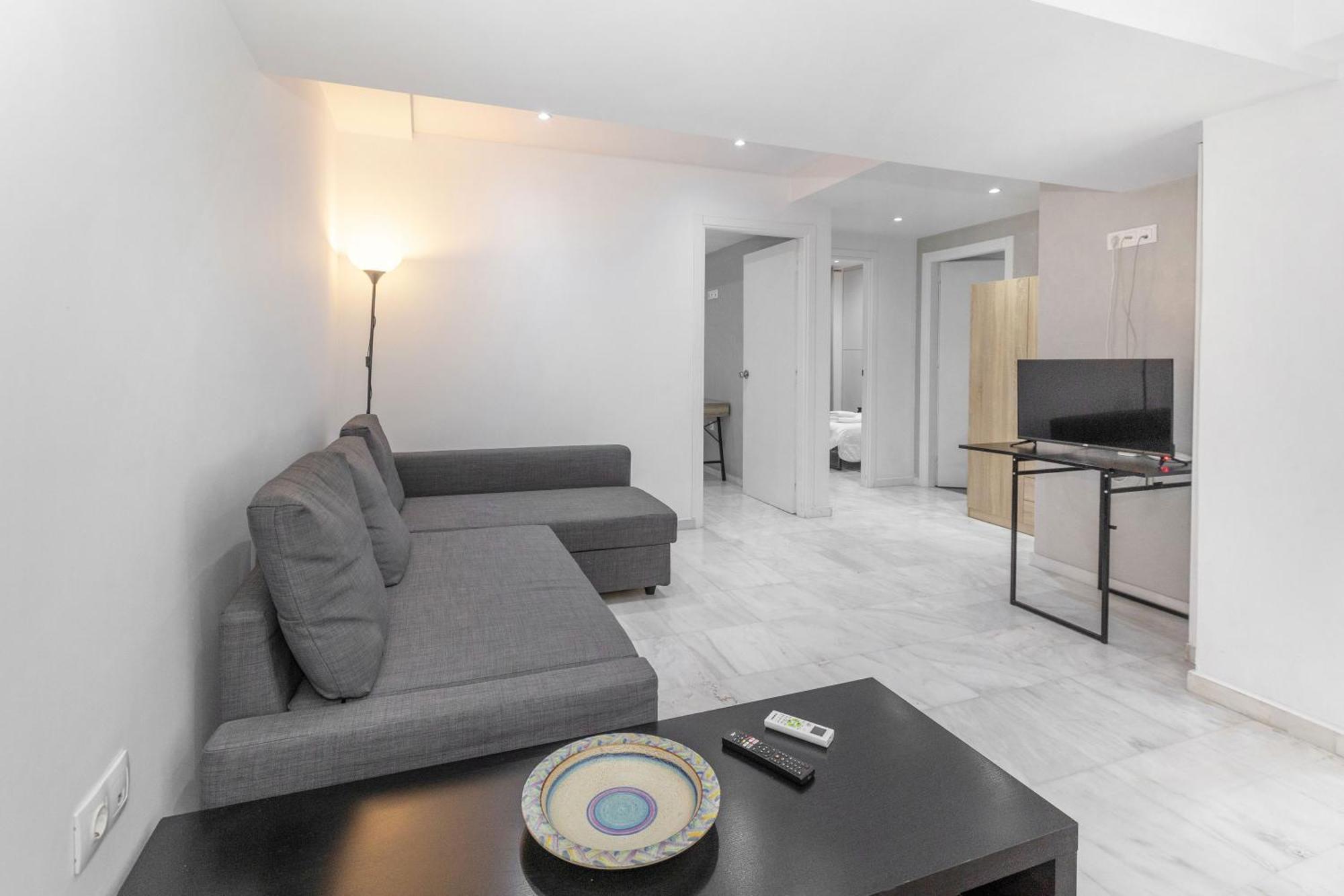 Apartment mit 2 Schlafzimmern - Souterrain
