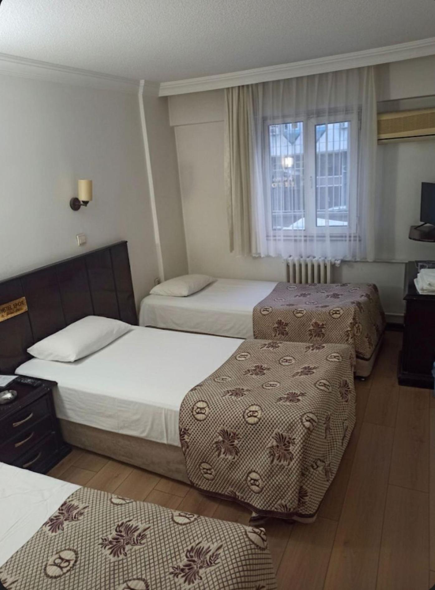 Dreibettzimmer