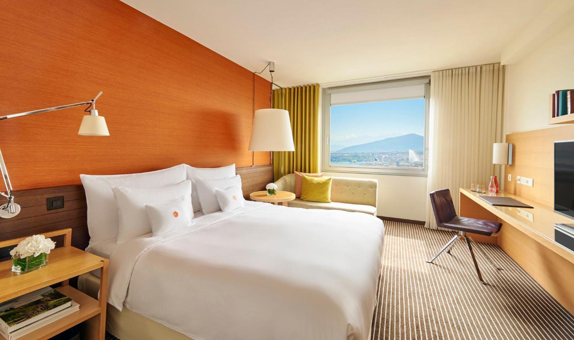 Premium Zimmer mit Kingsize-Bett und Seeblick