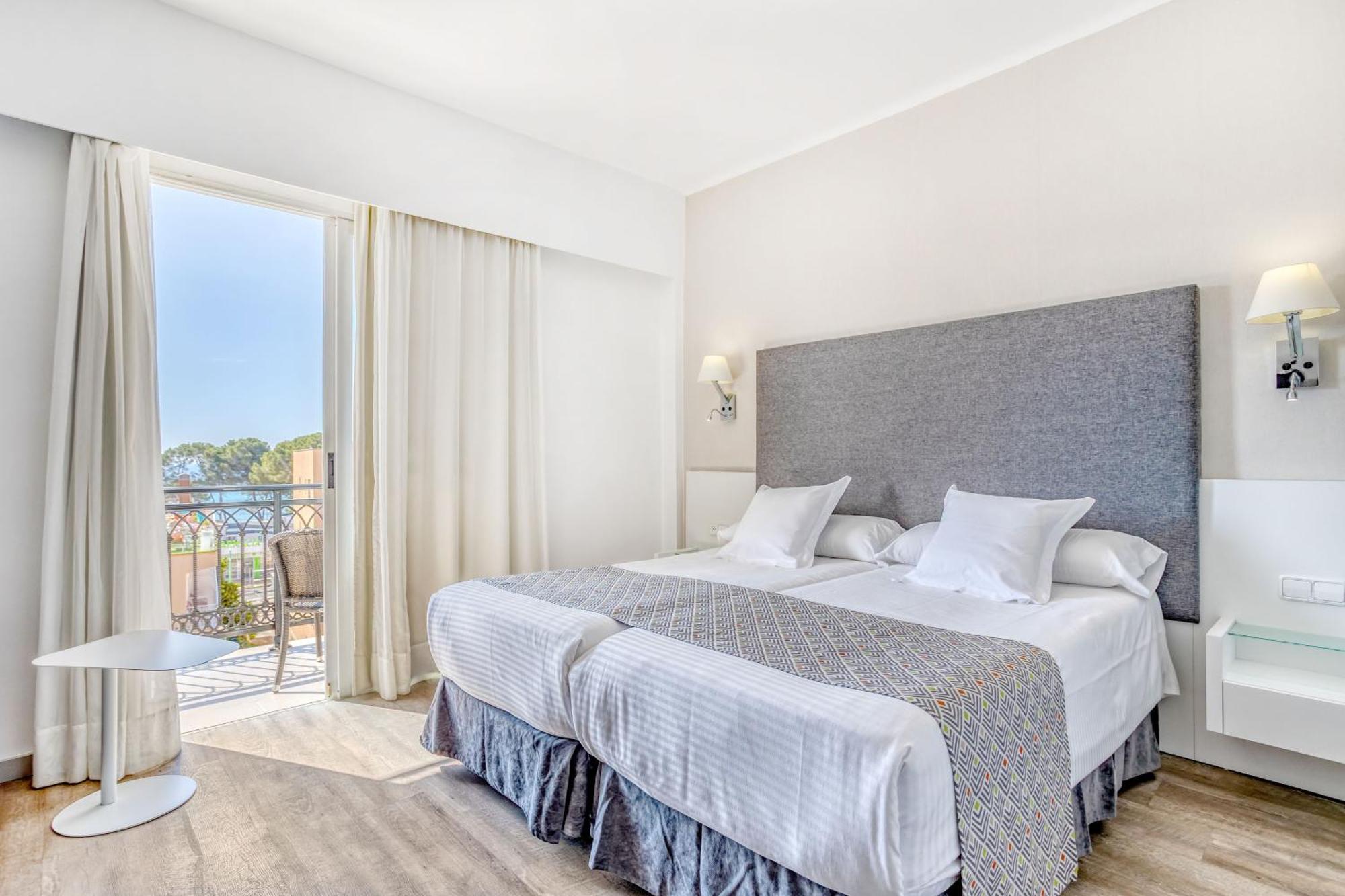 Premium Doppelzimmer (2 Erwachsene + 1 Kind)