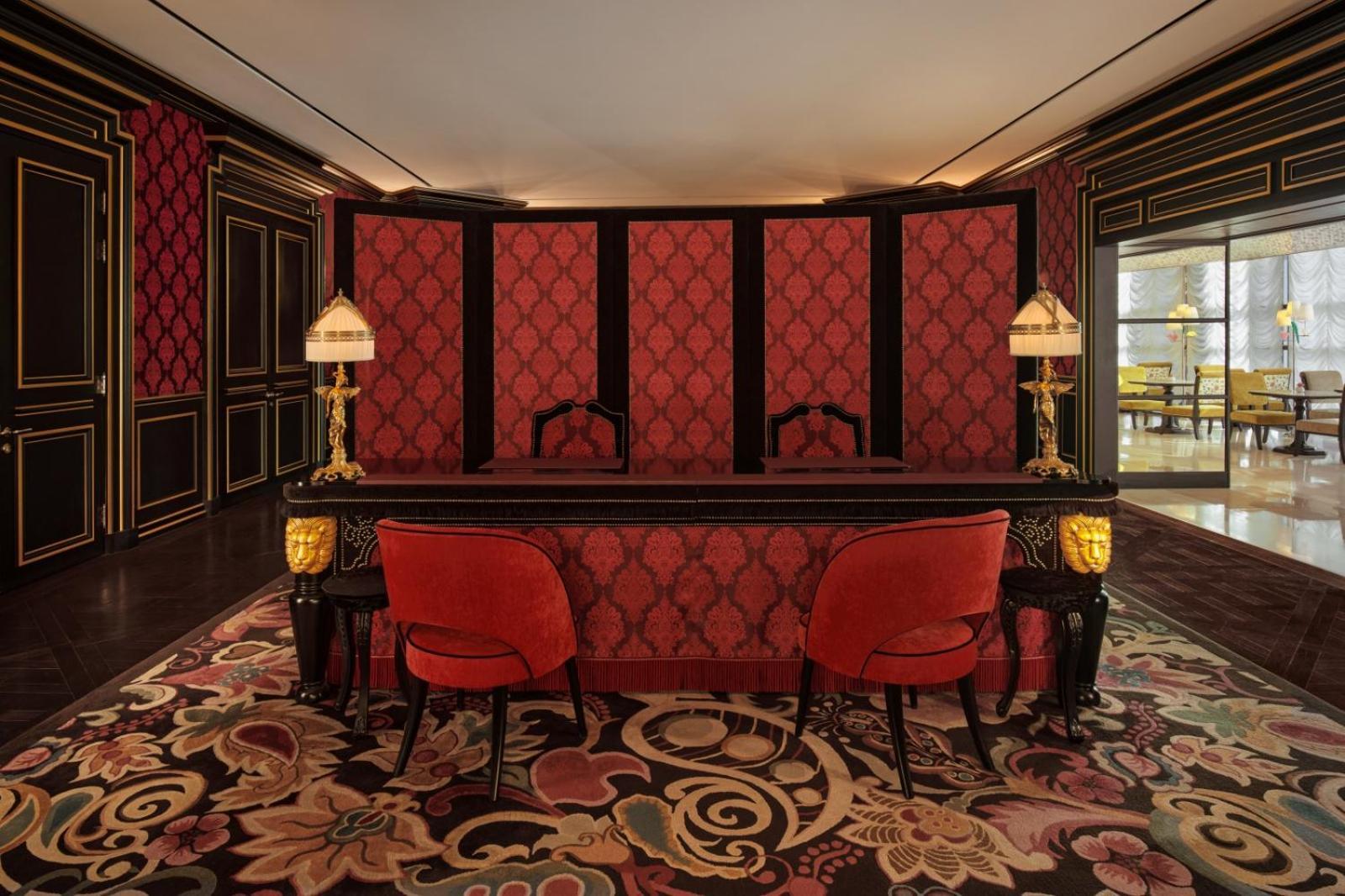 Junior Suite mit Kingsize-Bett und Stadtblick, La Maison Boutique für 2