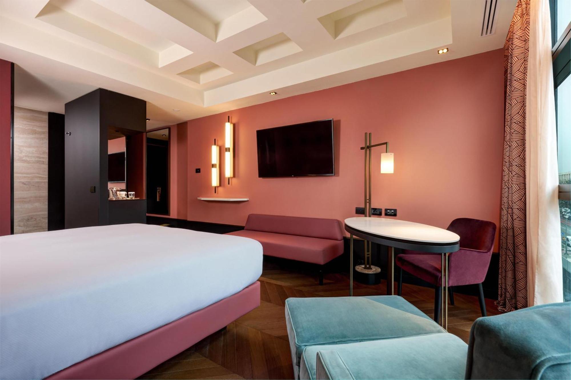Zimmer mit Kingsize Bett