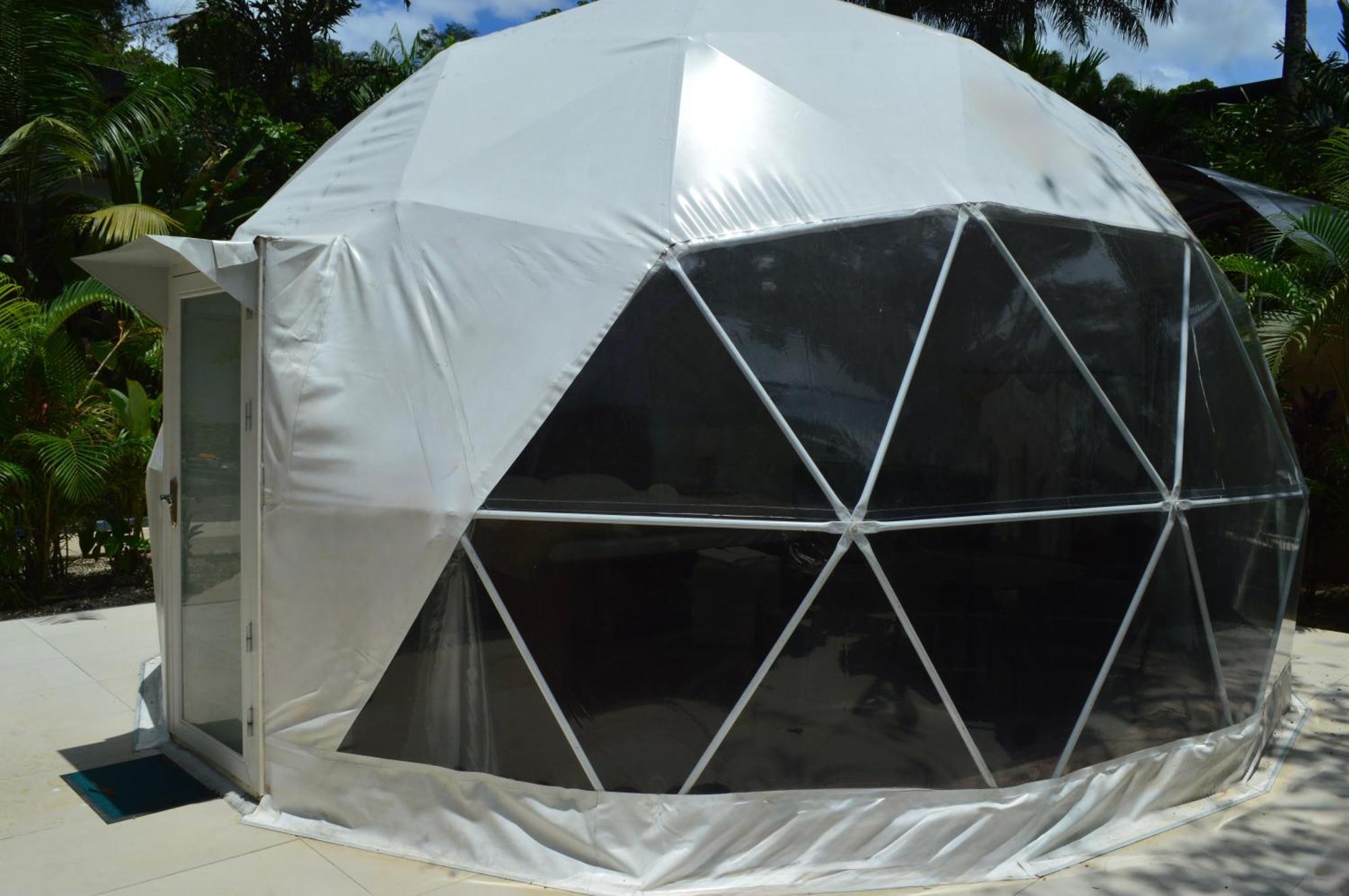 Premium Glamping Suite (Queen)