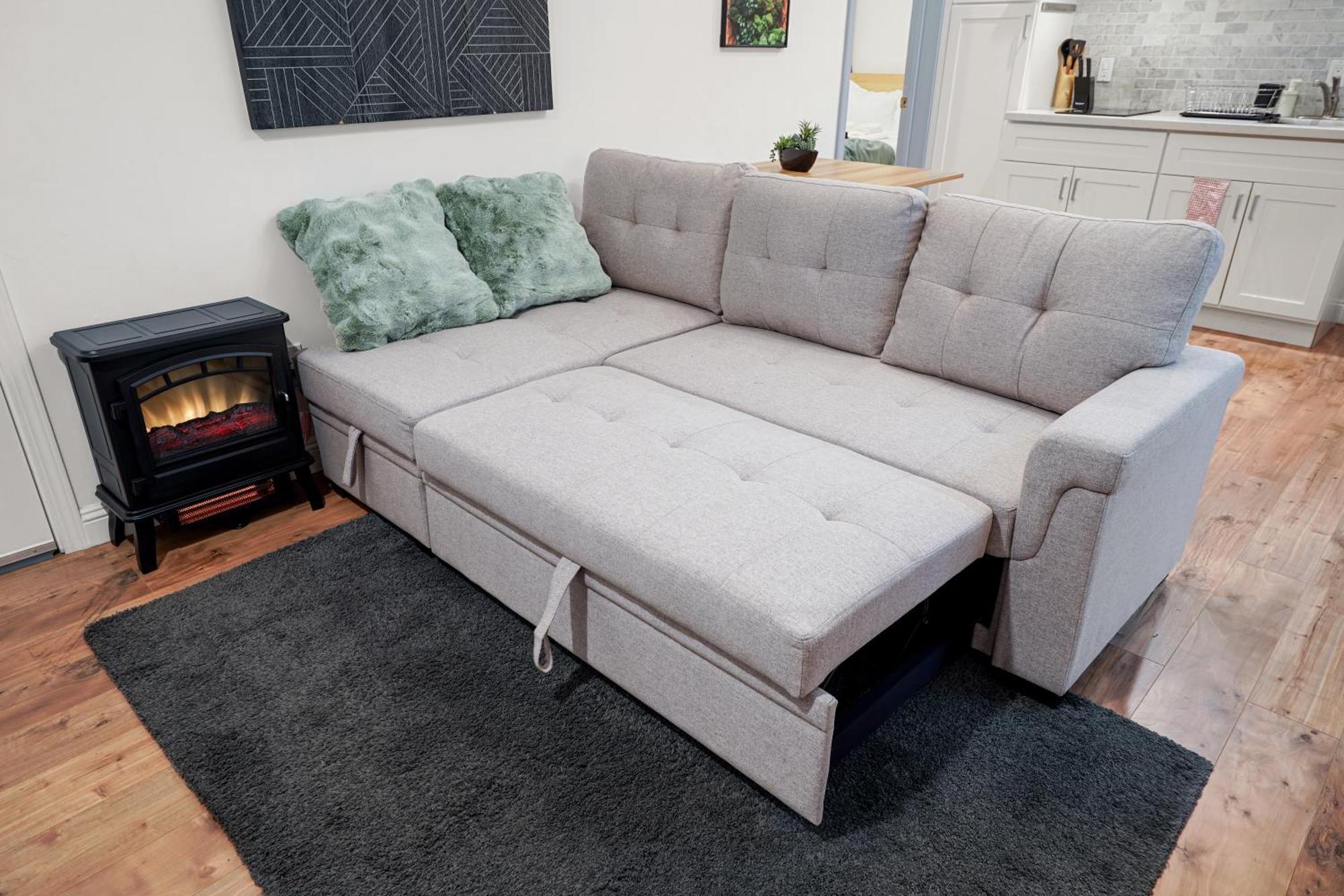 One-Bedroom Apartment