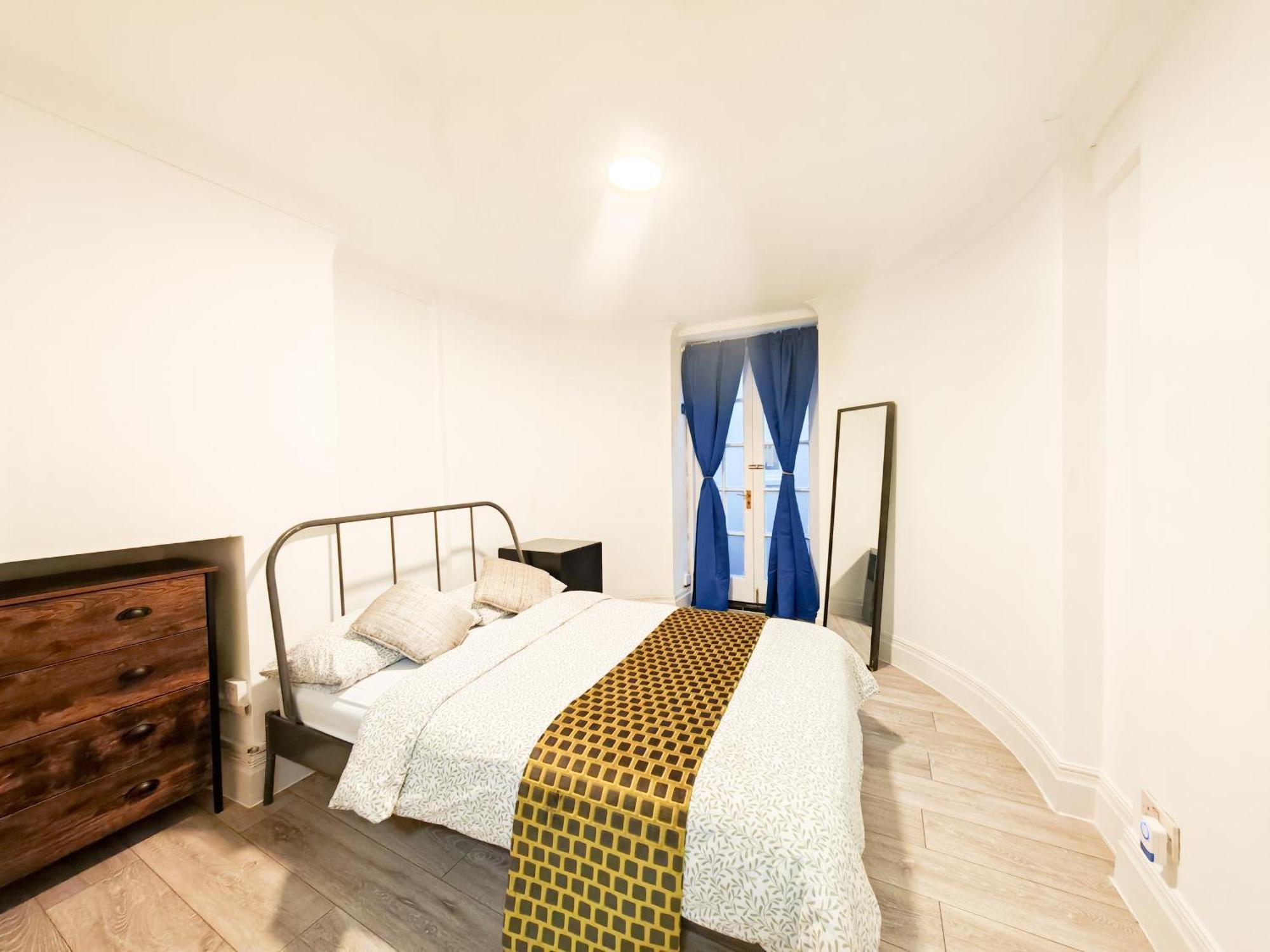 Doppelzimmer mit Patio