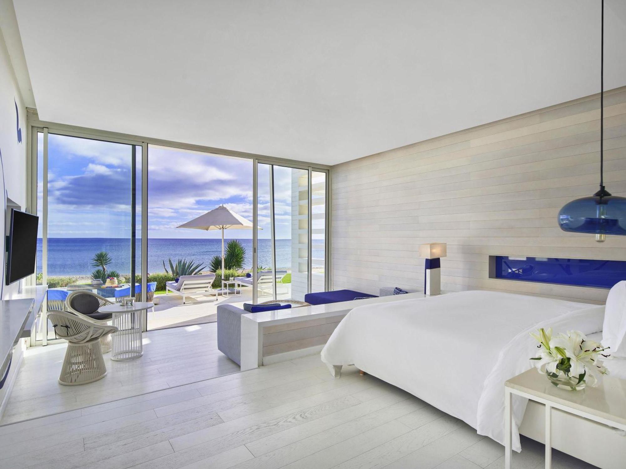 Beach Suite, 1 King-Size Bed, Panoramic Sea View, Beachfront