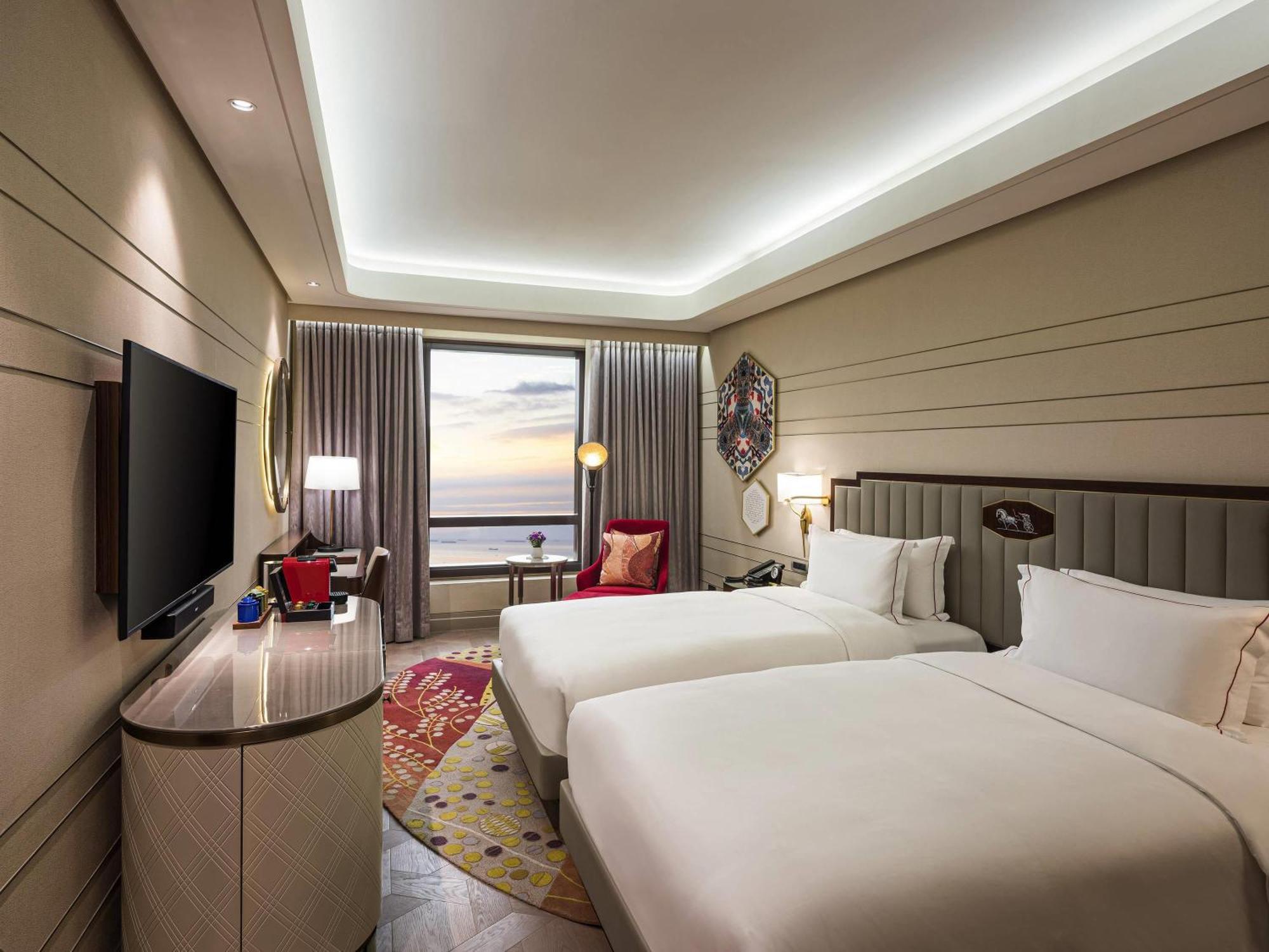 Executive Zweibettzimmer Bay mit Zugang zur Club Lounge