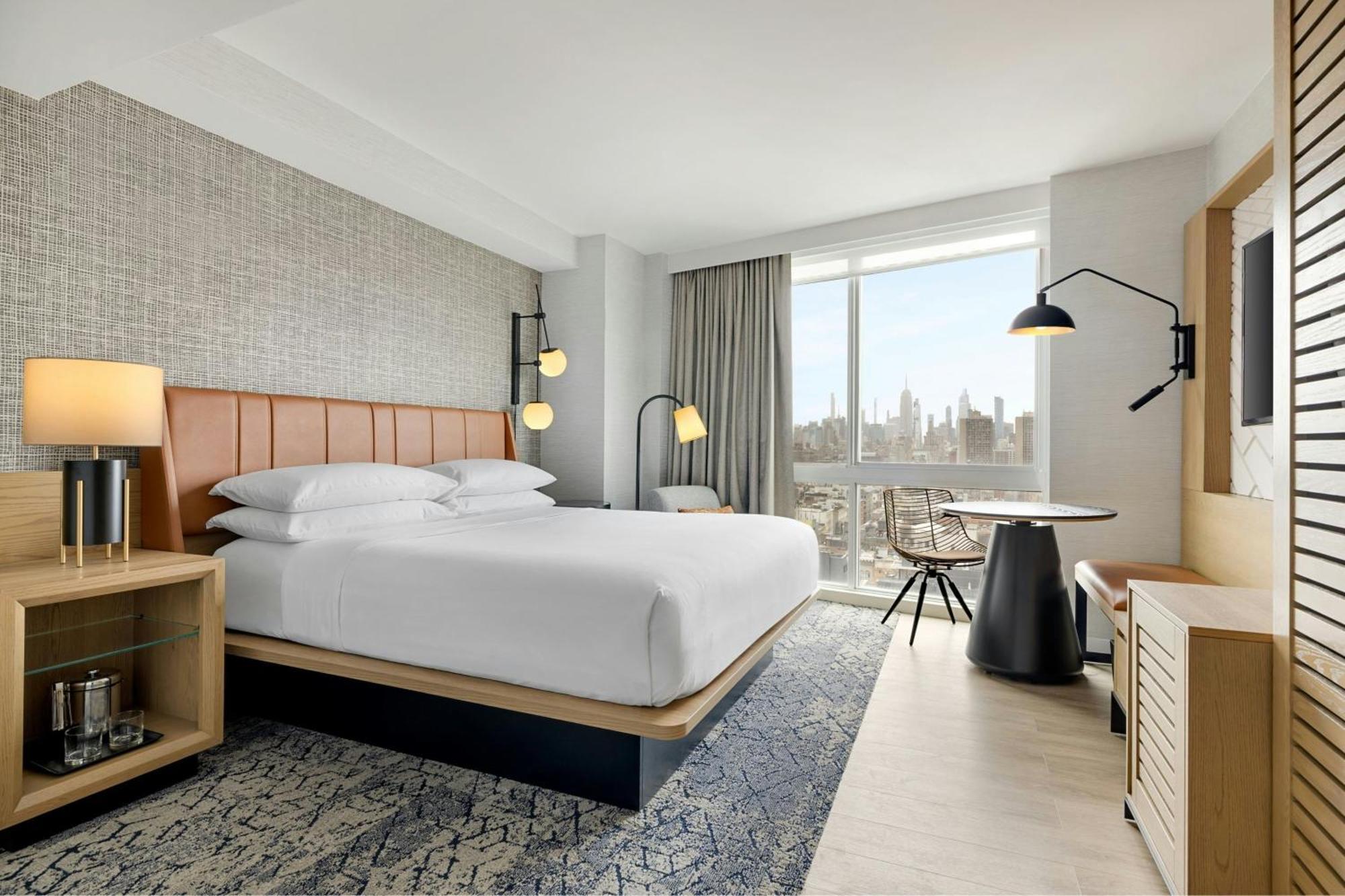 Standard Zimmer mit Kingsize-Bett