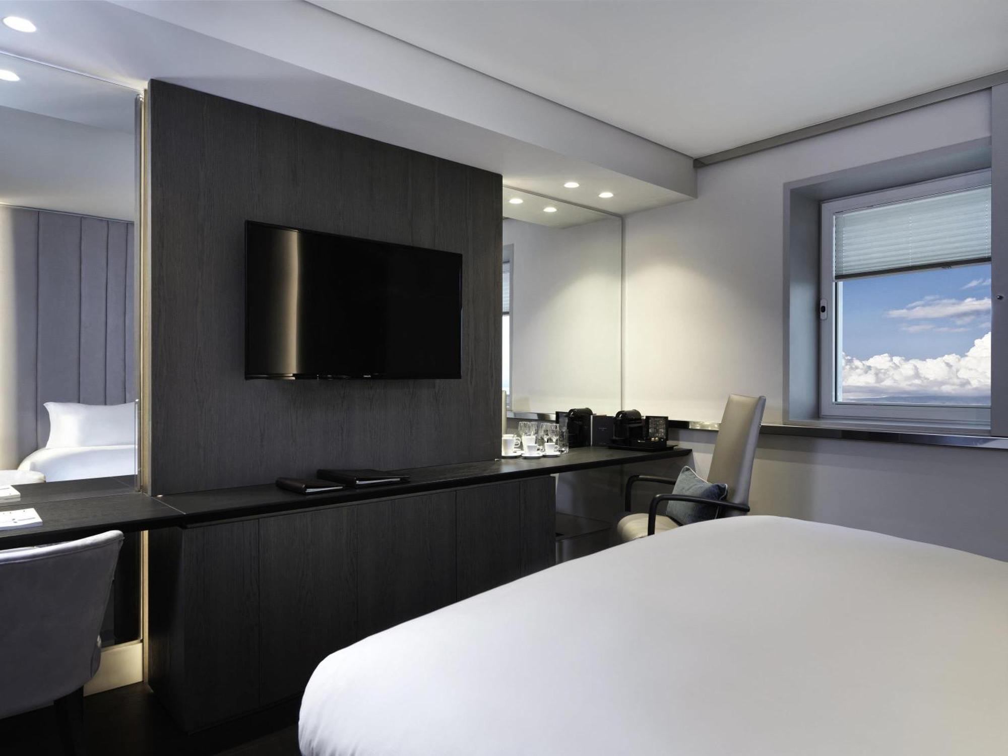 Luxuriöses Club Zimmer mit Queensize-Bett – Zugang zur Lounge