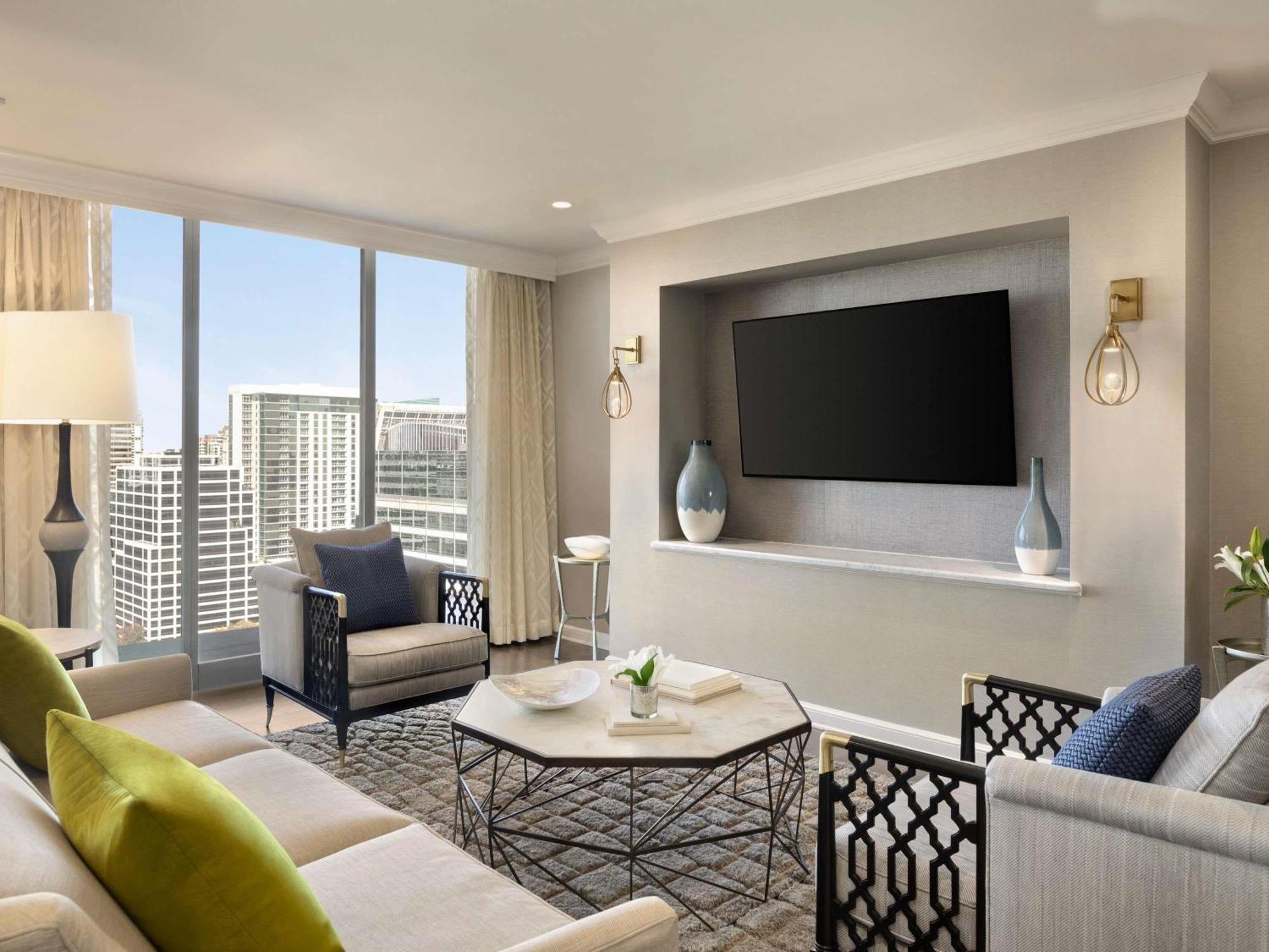 Fairmont Gold Presidential One Bedroom Suite One King Bed One Lounge Access