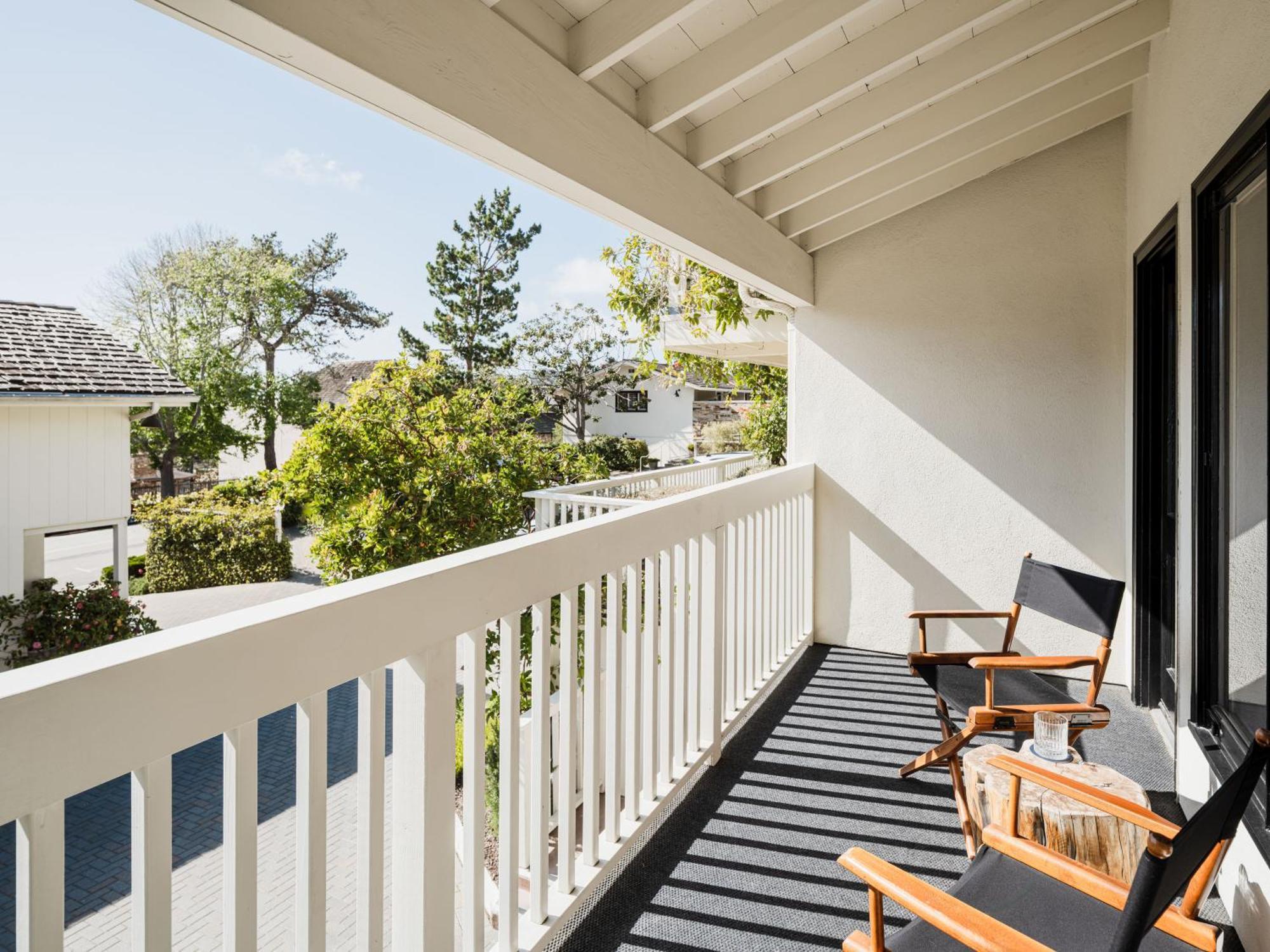 Balcony Queen or Queen