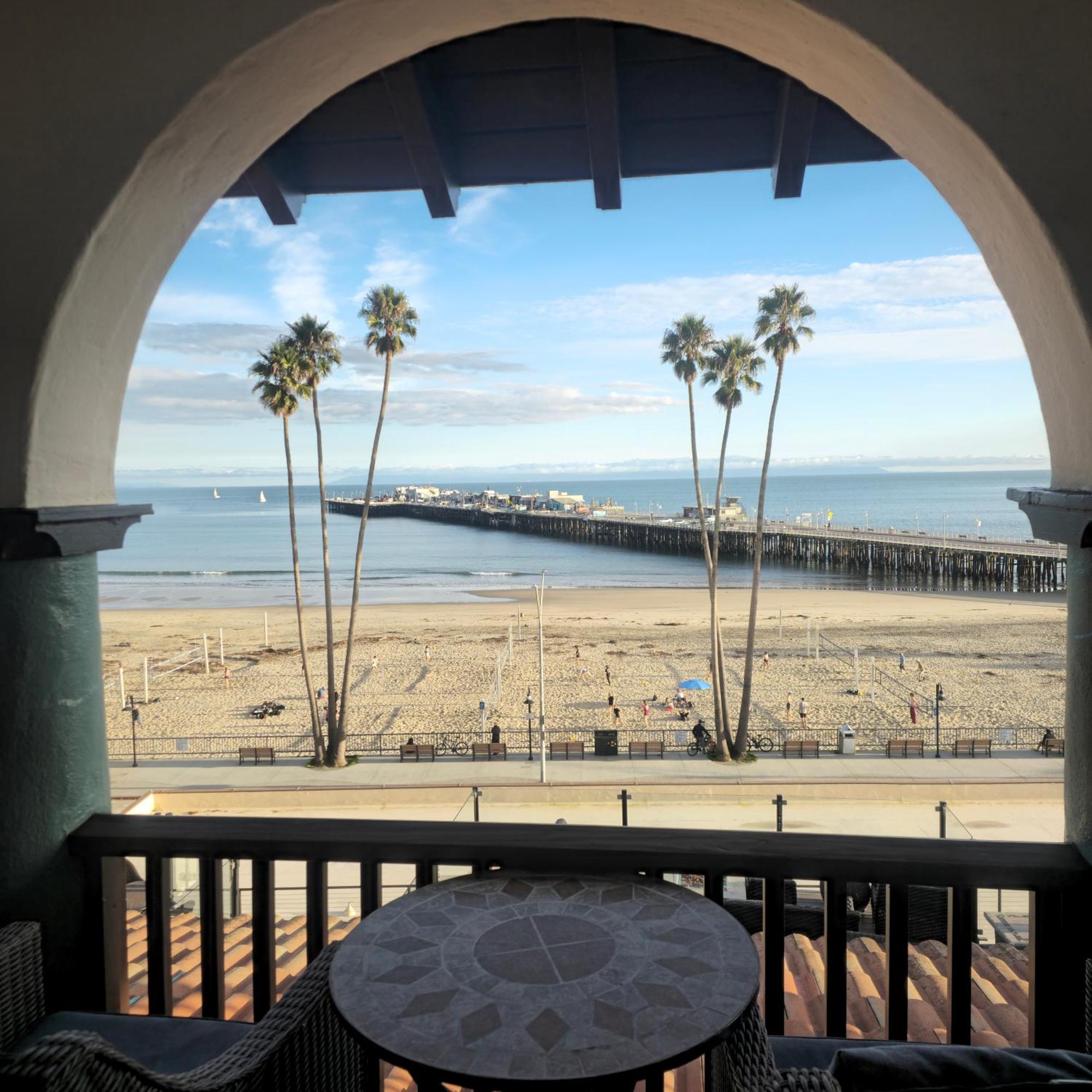 Ocean View King bed Shared Balcony