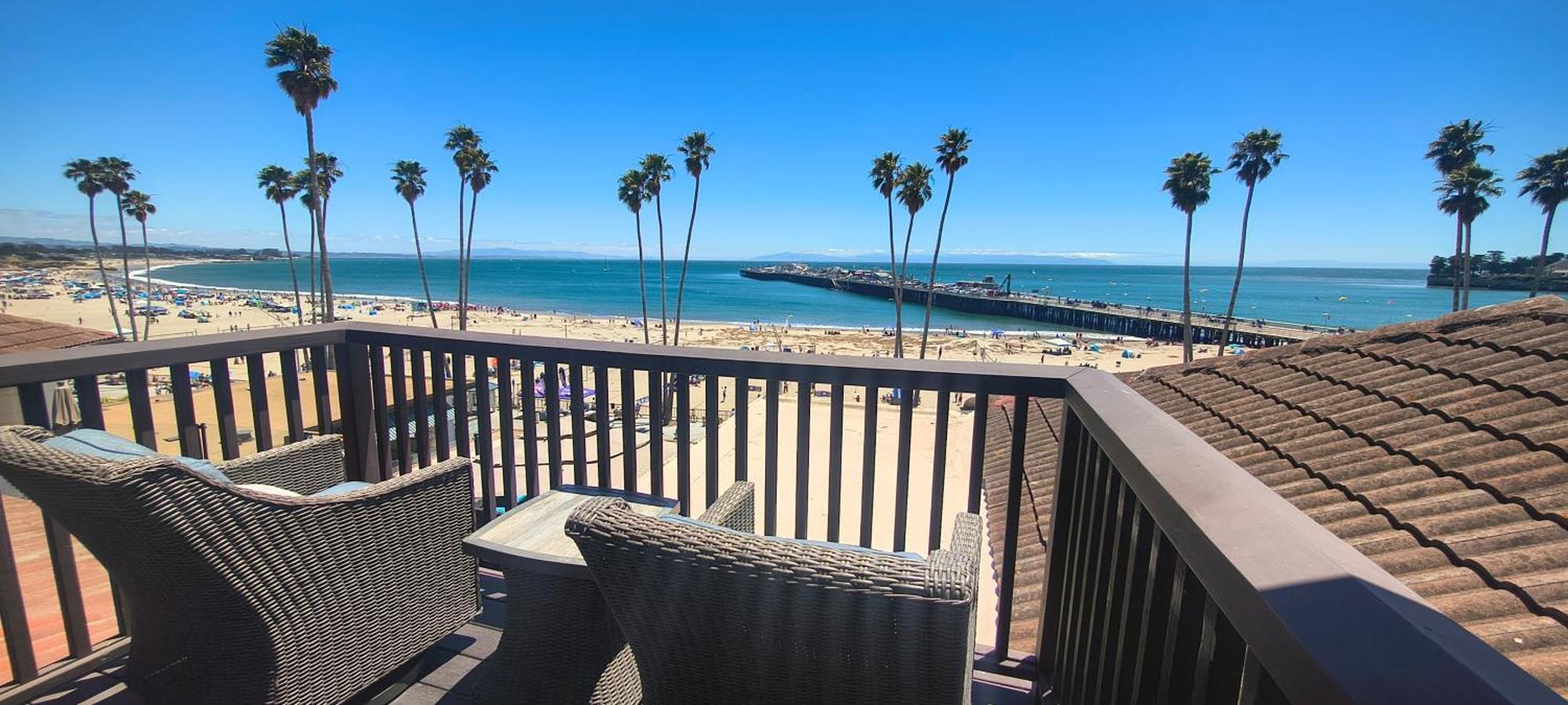 Ocean View King Bed Private Balcony
