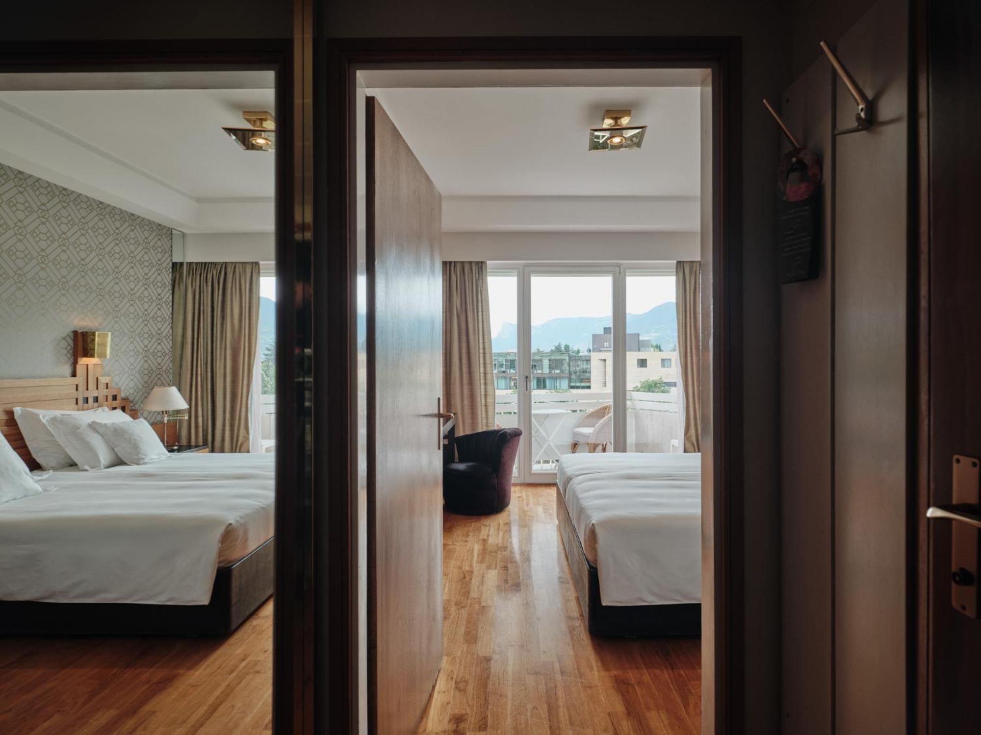 Classic Doppel-/Zweibettzimmer mit Balkon