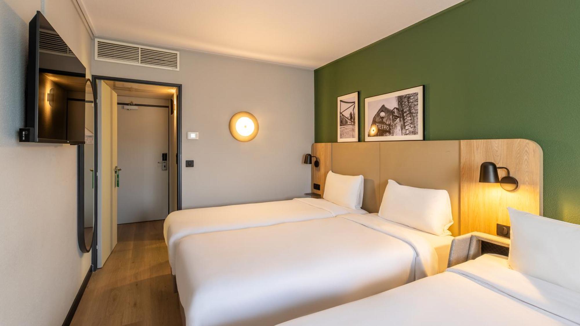 Standard Zimmer mit 3 Einzelbetten