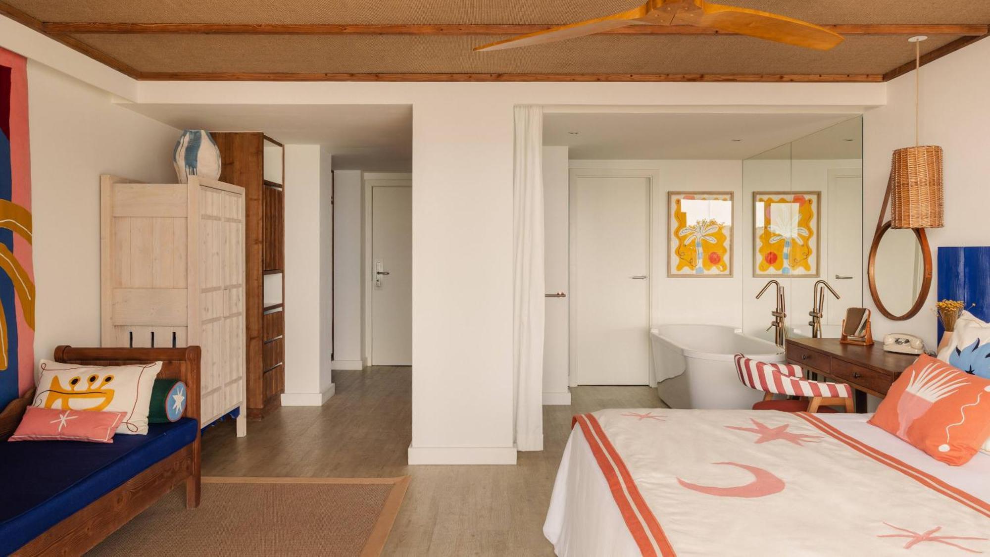 Pangea Premier Zimmer mit Blick auf das Mittelmeer