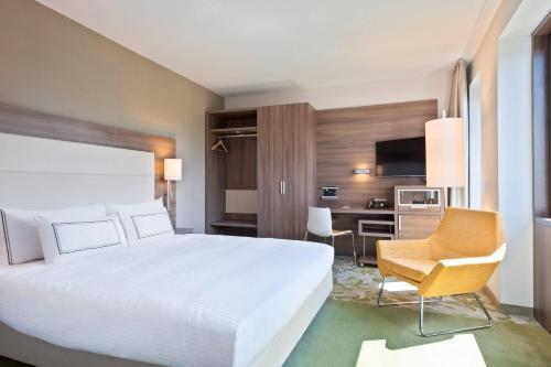 Zimmer Melia mit Parkblick