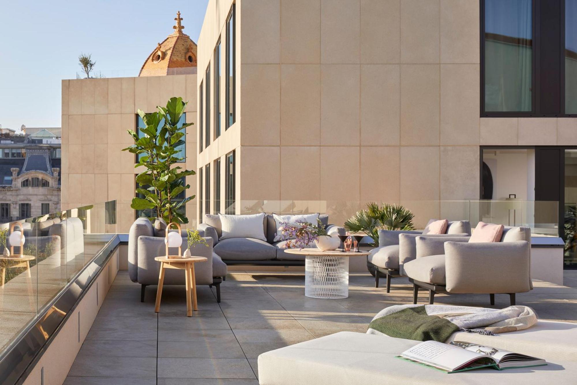 Studio ME+ Suite mit 2 Schlafzimmern, Terrasse und Whirlpool