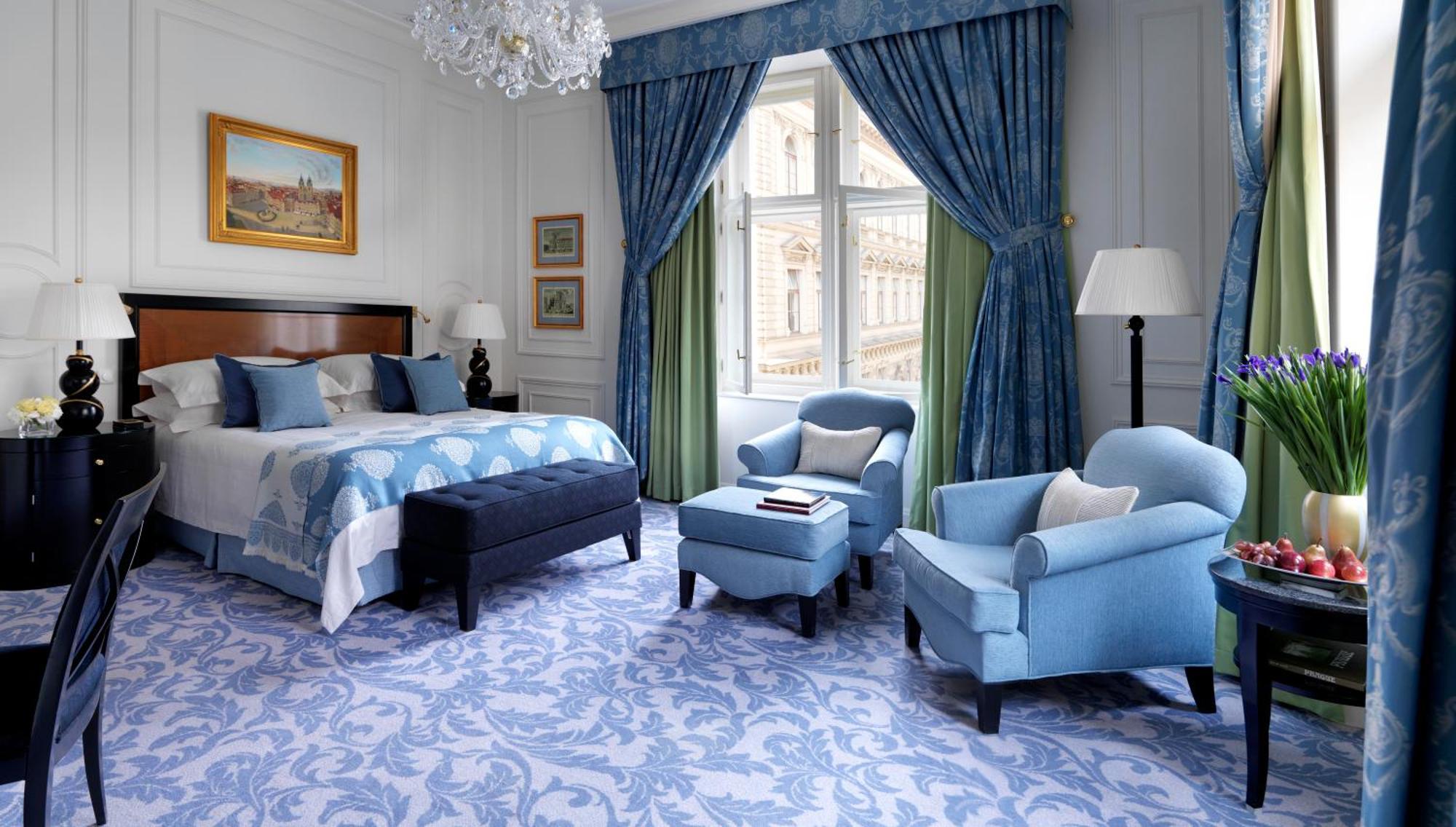 Grand Renaissance Zimmer
