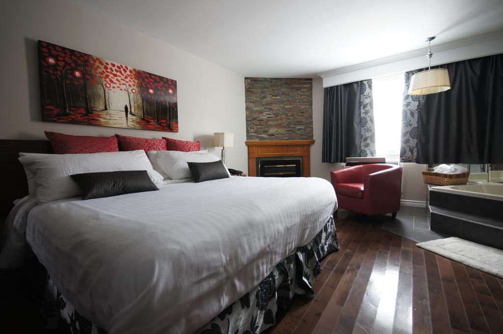 Suite mit einem Kingsize-Bett und einem Whirlpool - Raucher